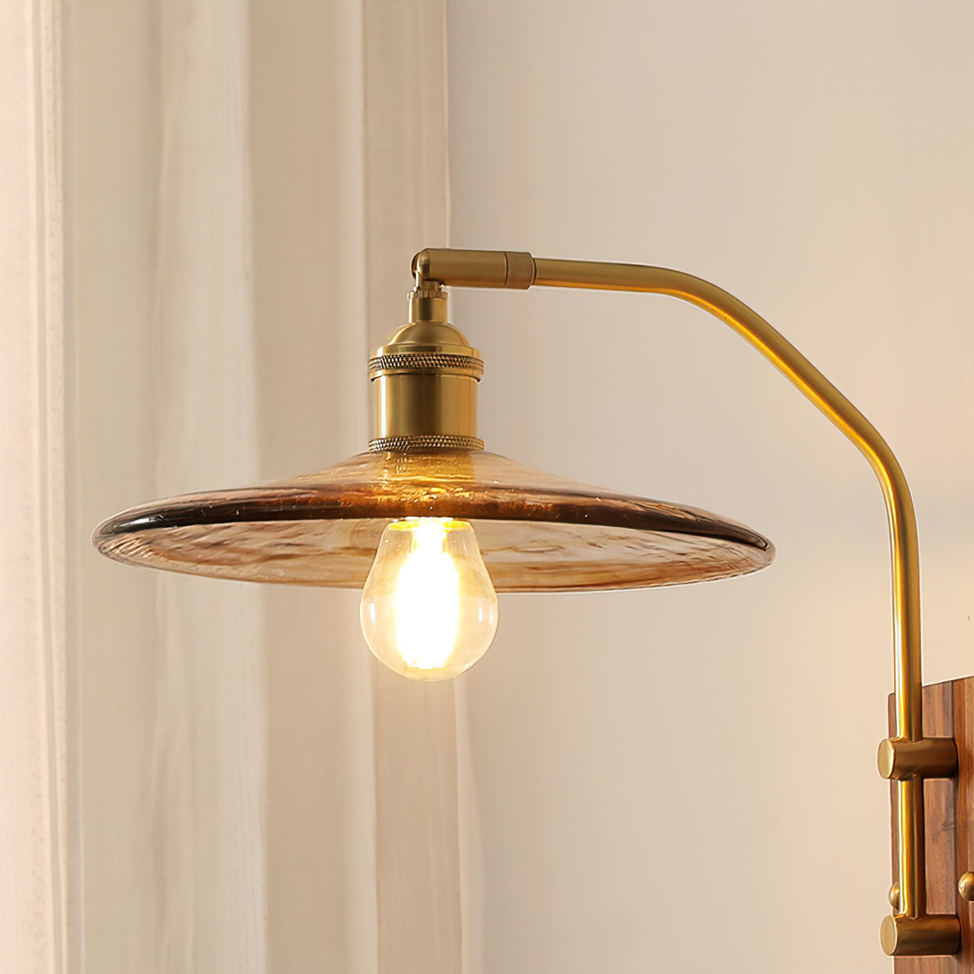 Runia Wall Lamp - Lumpaz