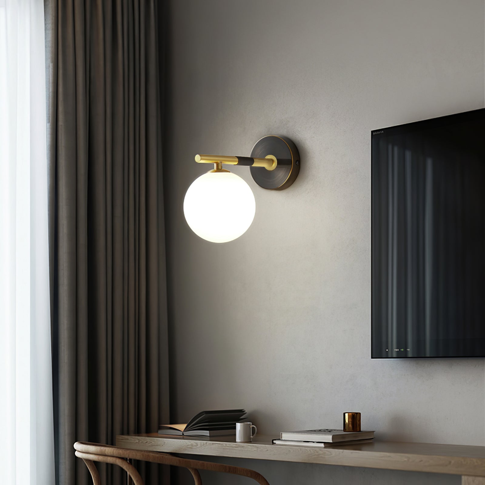 Brass Global Wall Lamp - Lumpaz