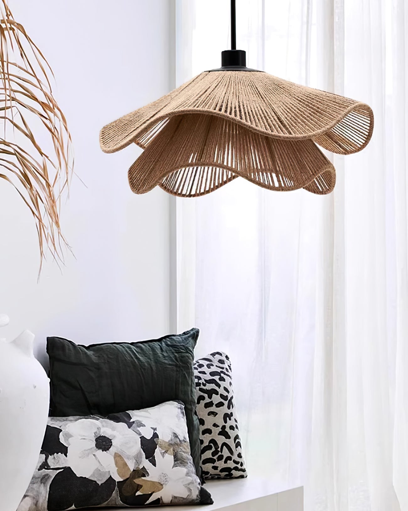 Capelina Pendant Lamp - Lumpaz