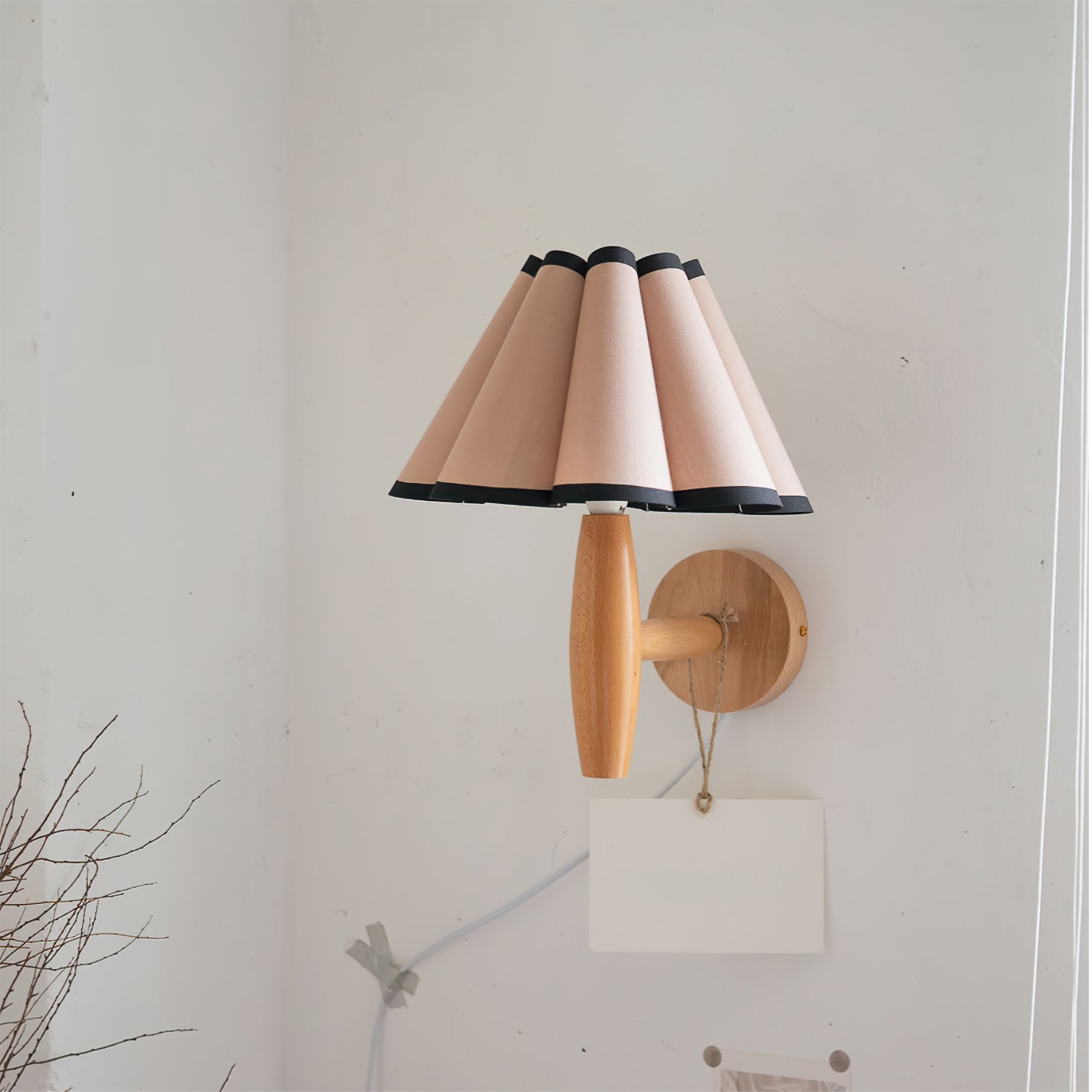 Vintage Fluted Plug In Wall Lamp - Lumpaz