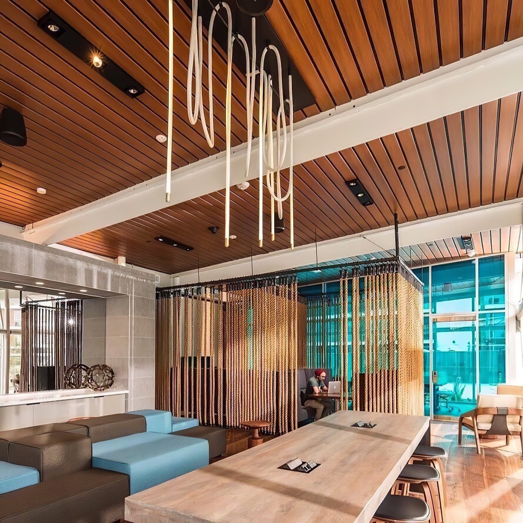 Flex LED Pendant Light - Lumpaz