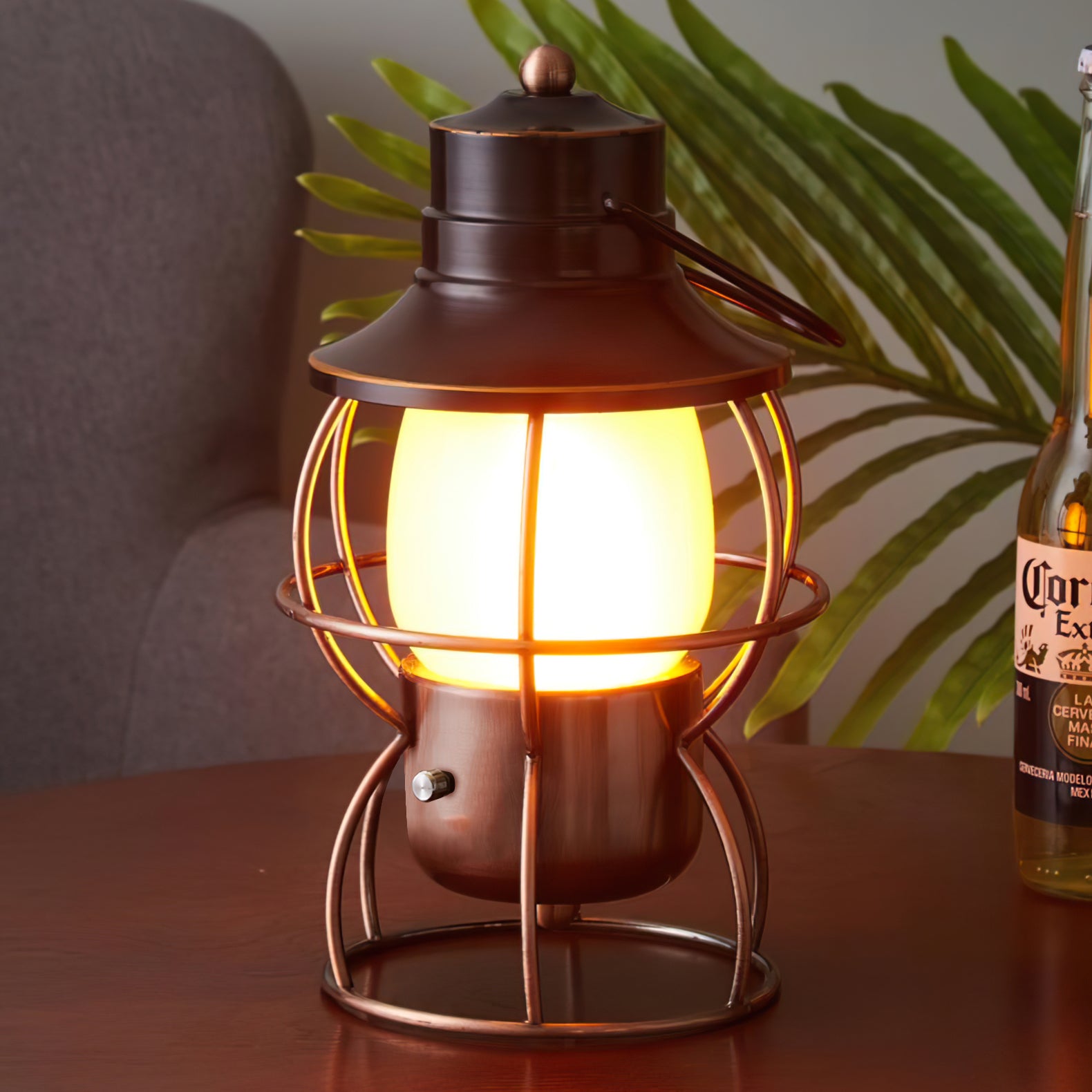 Railroad Lantern Table Lamp - Lumpaz