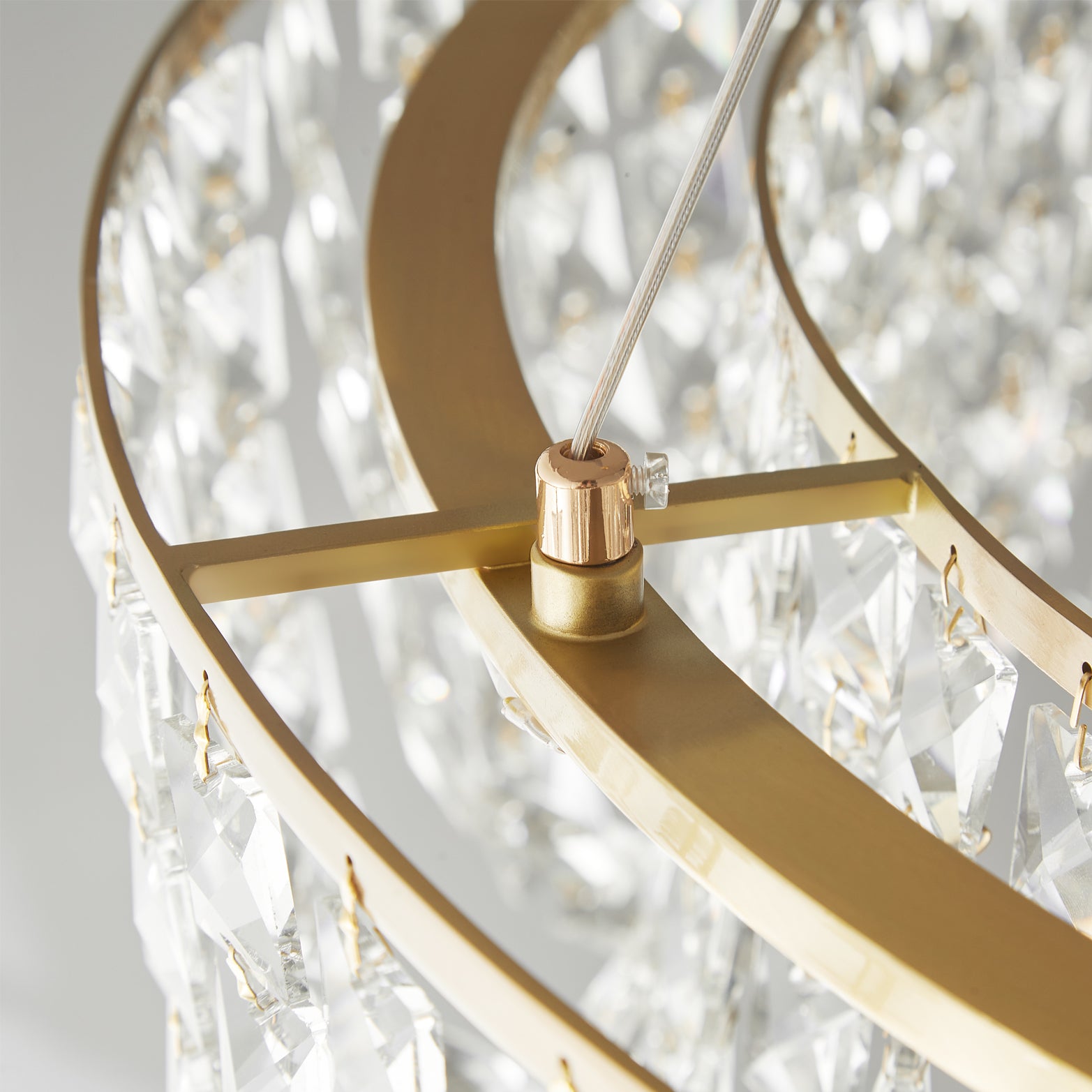 Emory Brass Chandelier - Lumpaz