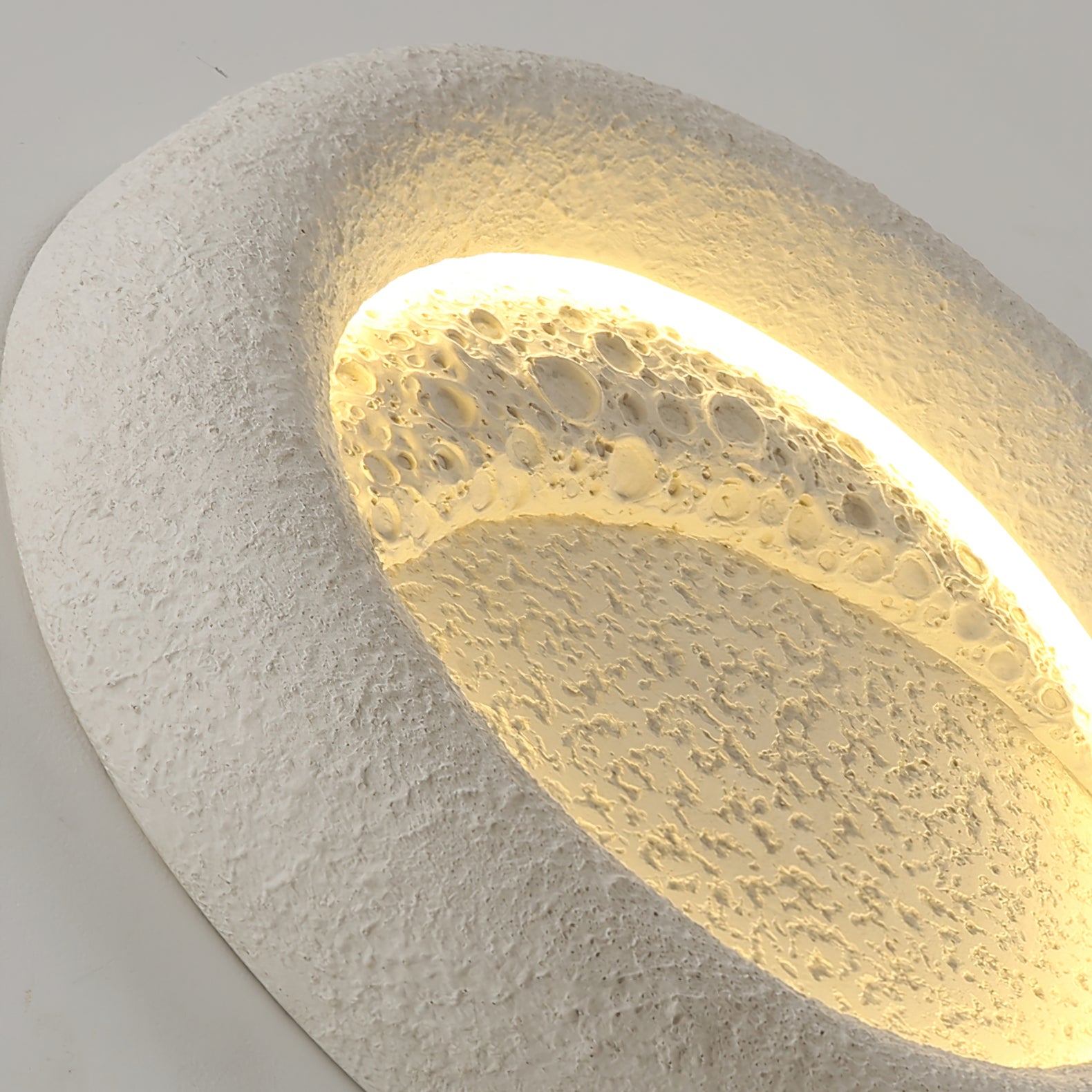 Lunar Glow Ceiling Lamp - Lumpaz