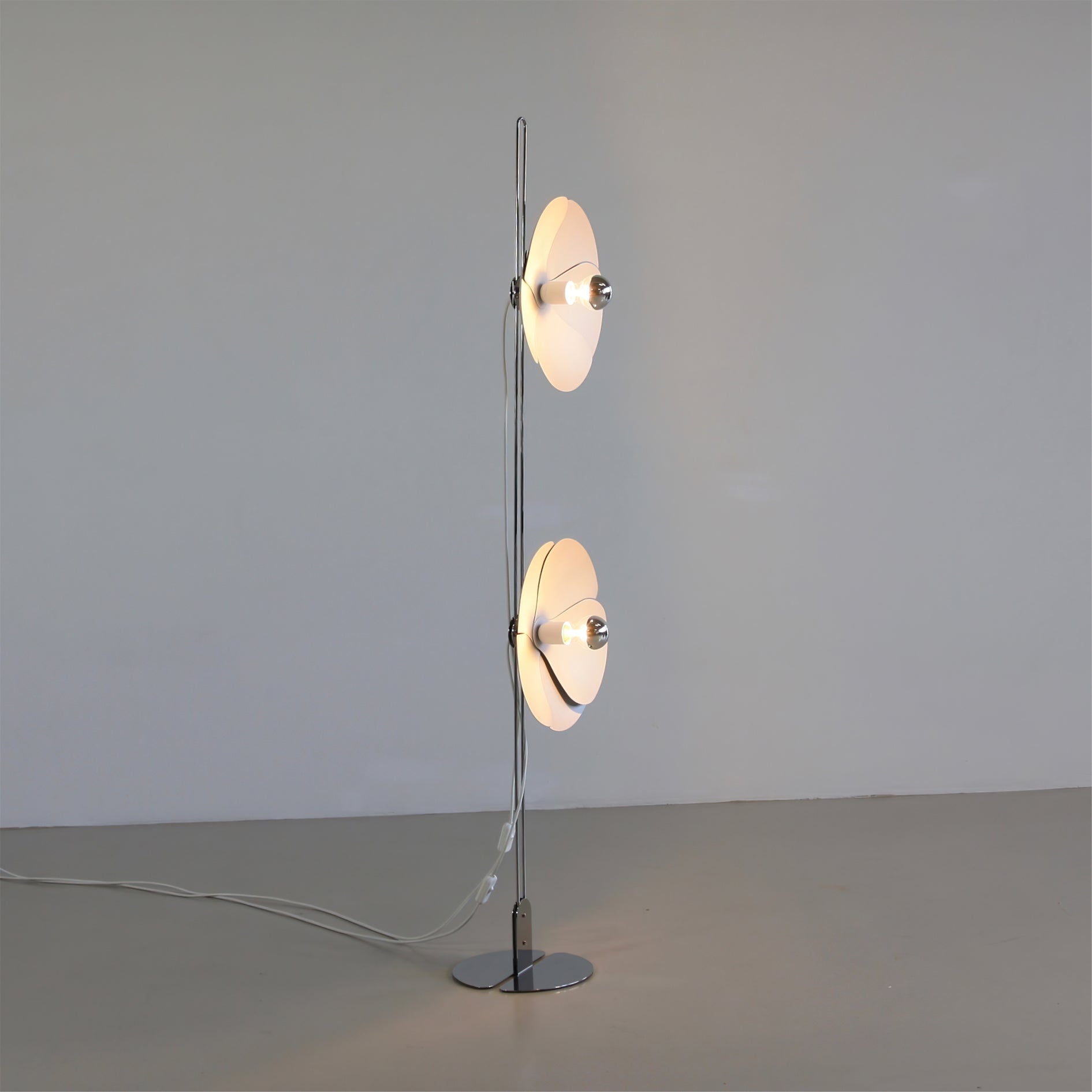 Flower Silver Floor Lamp - Lumpaz
