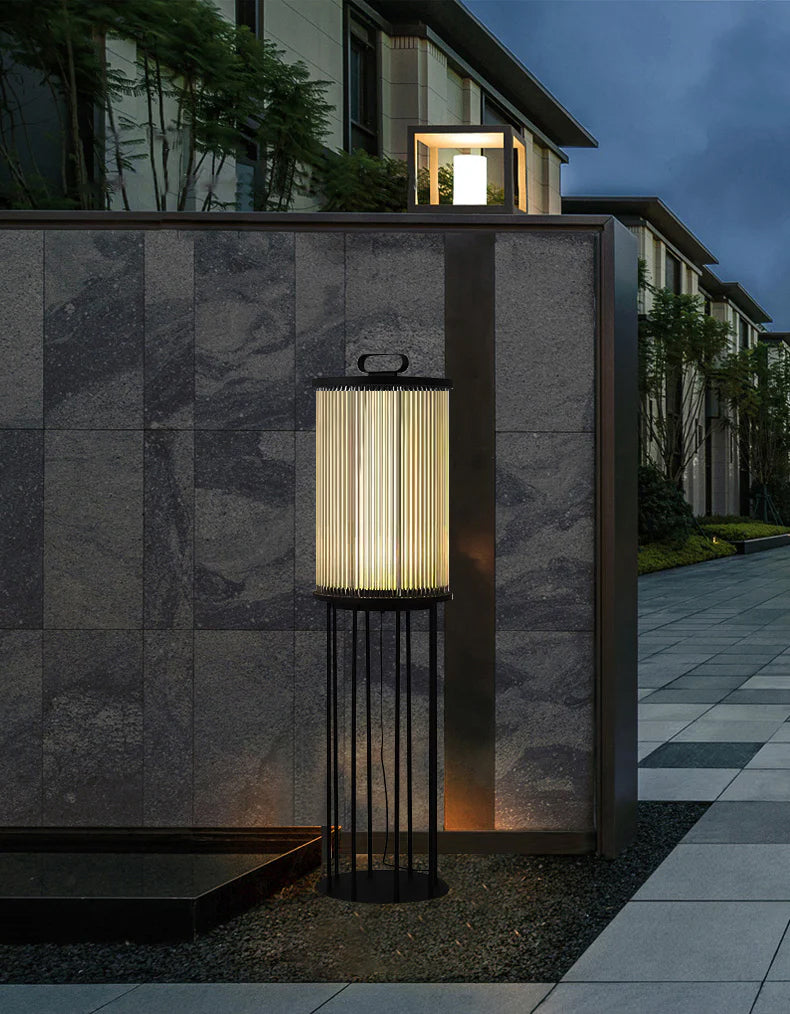 Line Glass Lantern Solar Floor Lamp - Lumpaz