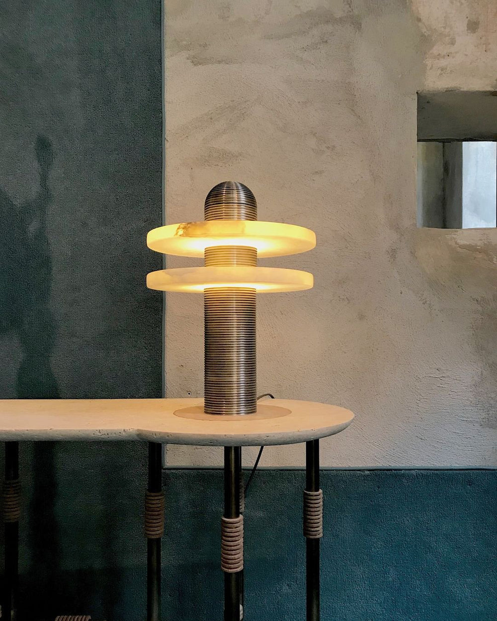 Alabaster Planes Table Lamp - Lumpaz
