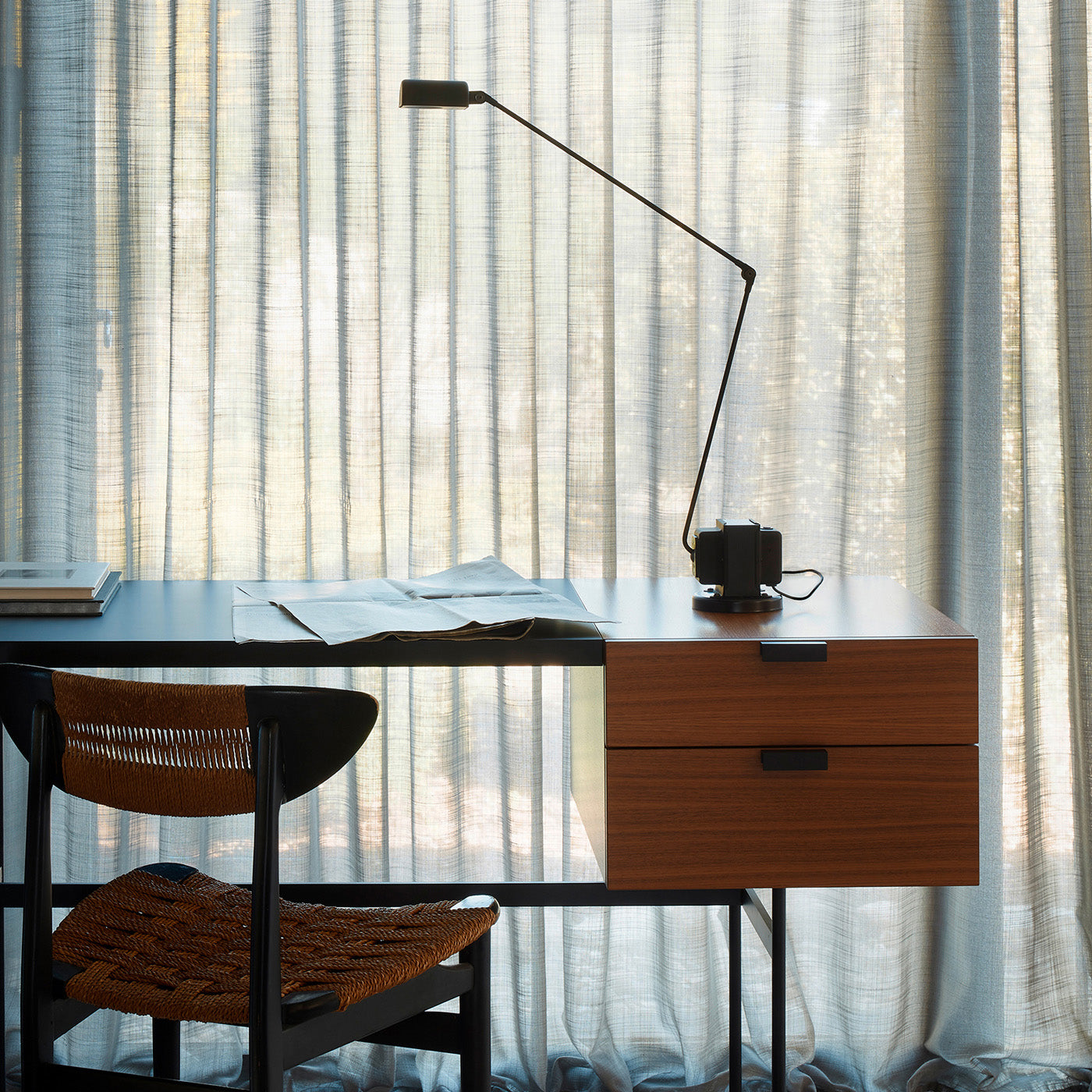Zalena Table Lamp - Lumpaz