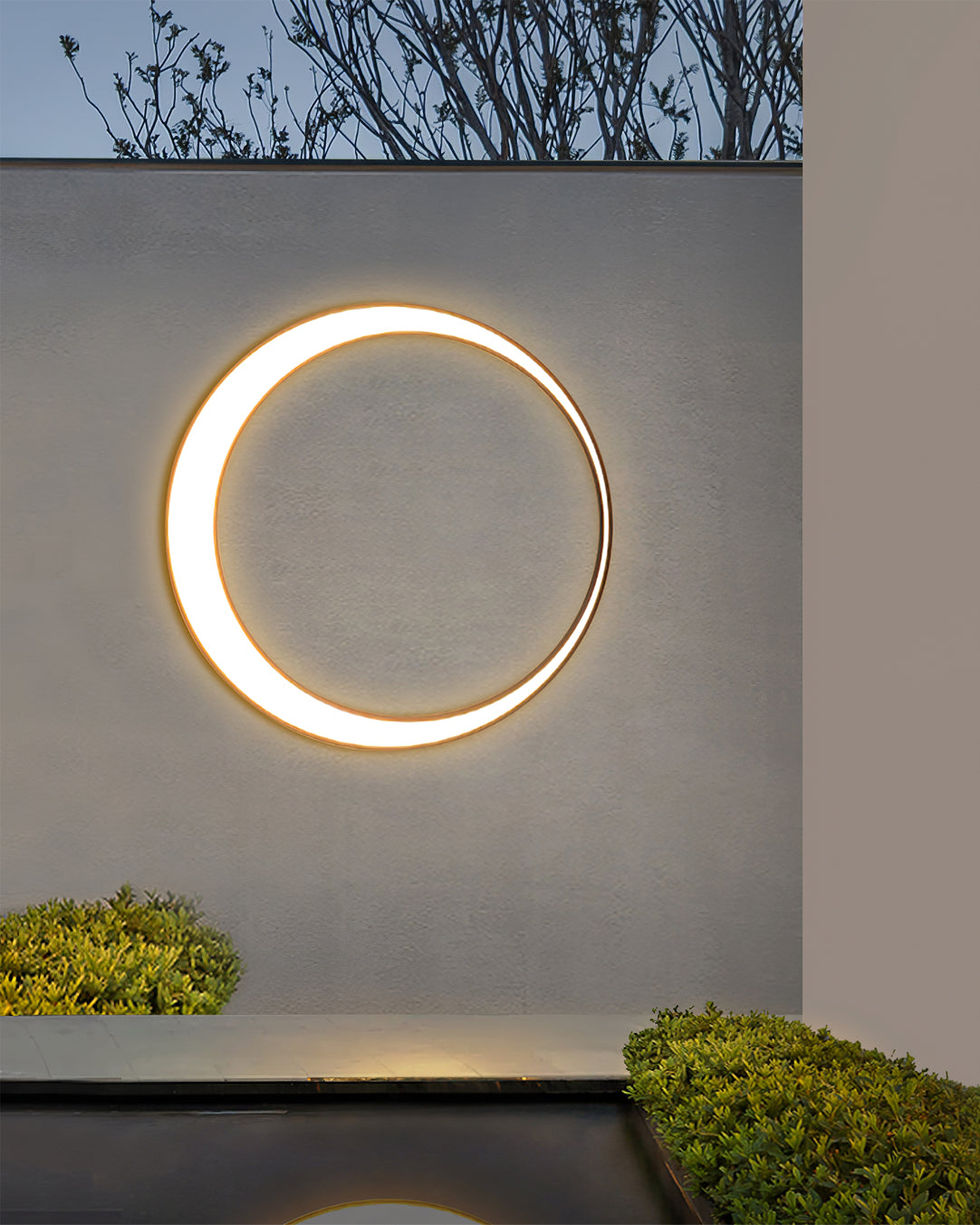 Moon Solar Outdoor Wall Lamp - Lumpaz