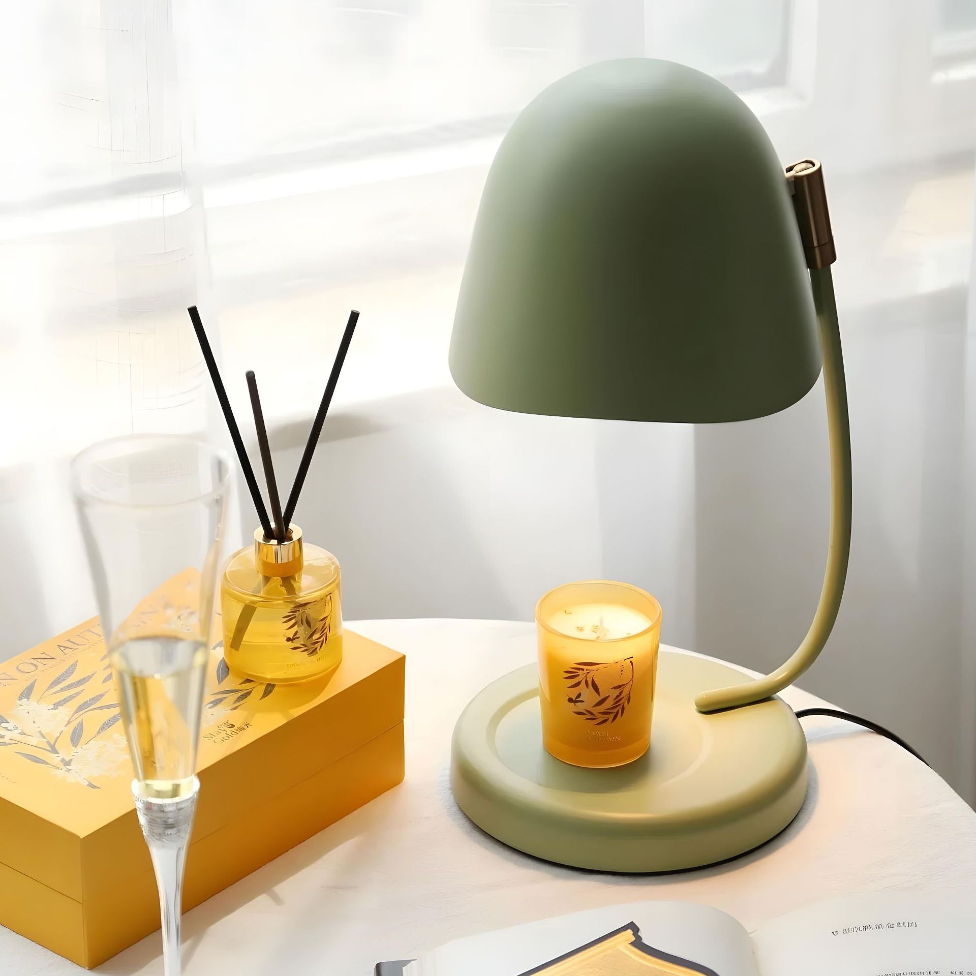 Breez Candle Table Lamp - Lumpaz