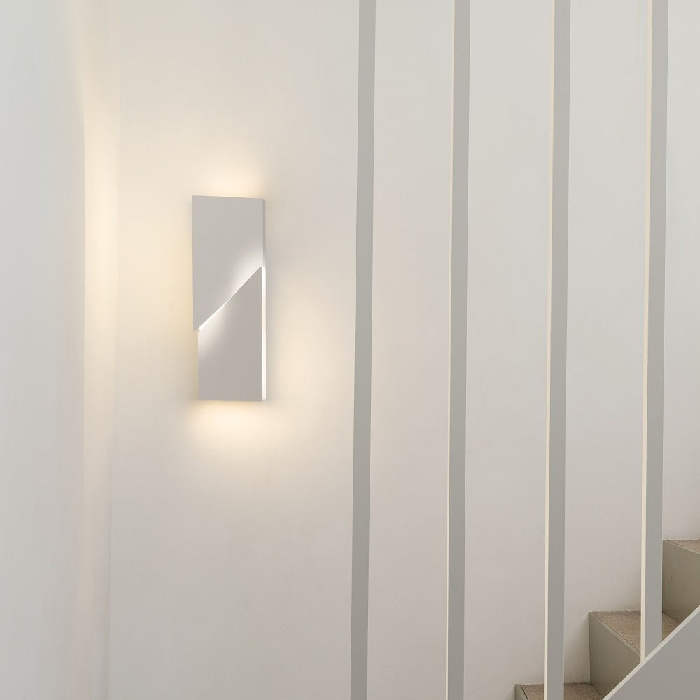 Shadows Wall Lamp - Lumpaz