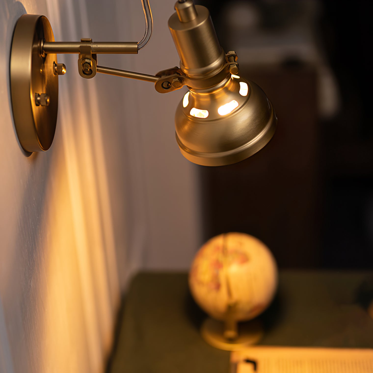 Kane Wall Lamp - Lumpaz