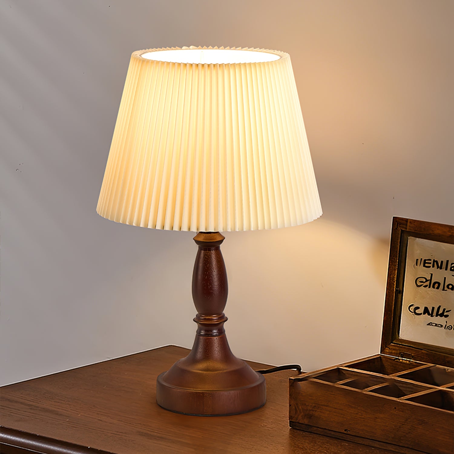 Catelyn Table Lamp - Lumpaz