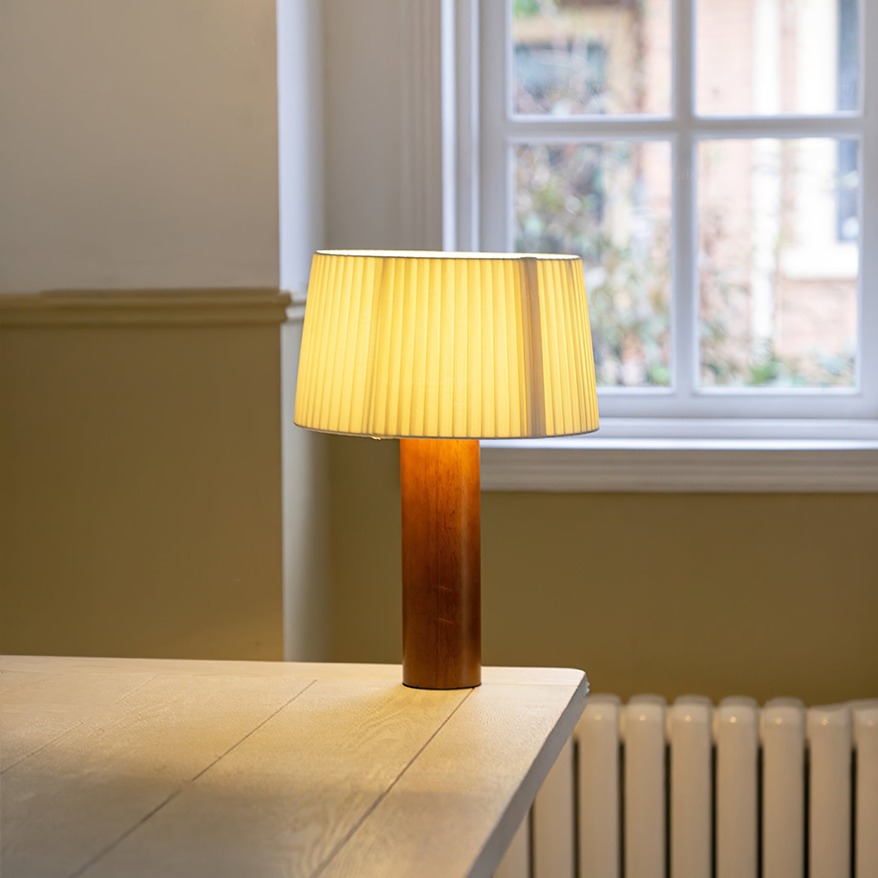 Gallissa Table Lamp - Lumpaz