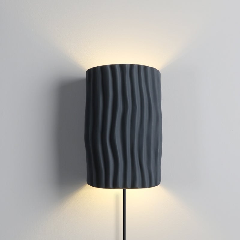 Pleated Resin Plug In Wall Lamp - Lumpaz