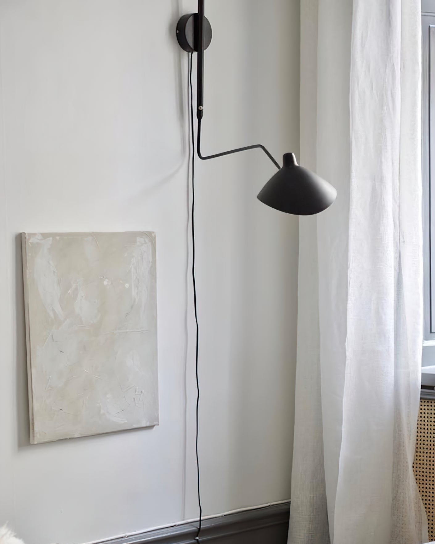 Serge Mouille Plug In Wall Lamp - Lumpaz