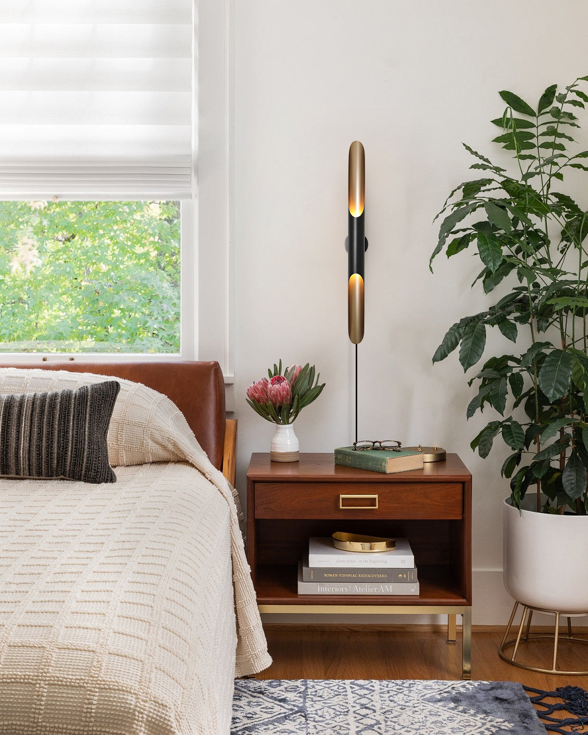 Coltrane Plug In Wall Lamp - Lumpaz