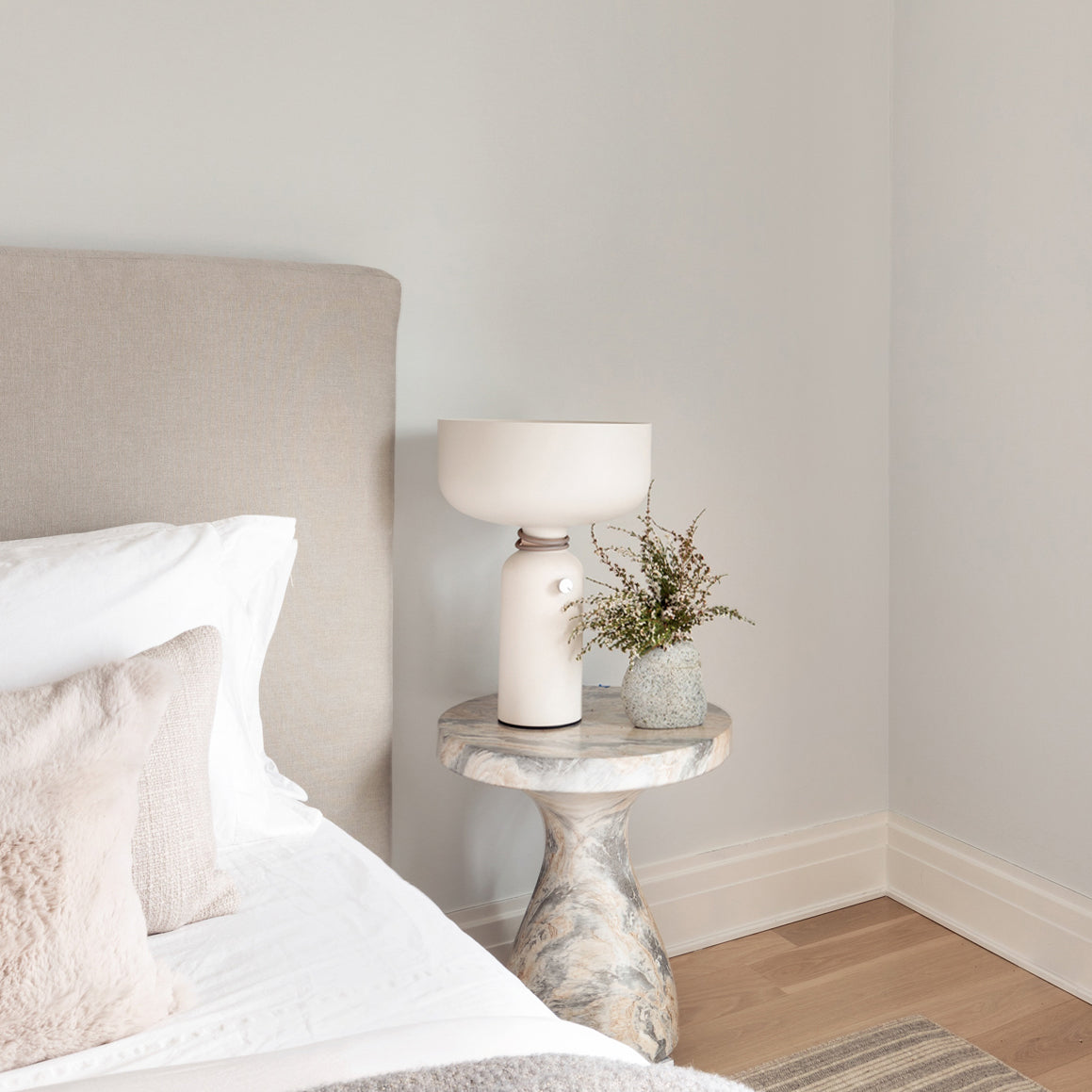 Spotlight Vol Table Lamp - Lumpaz