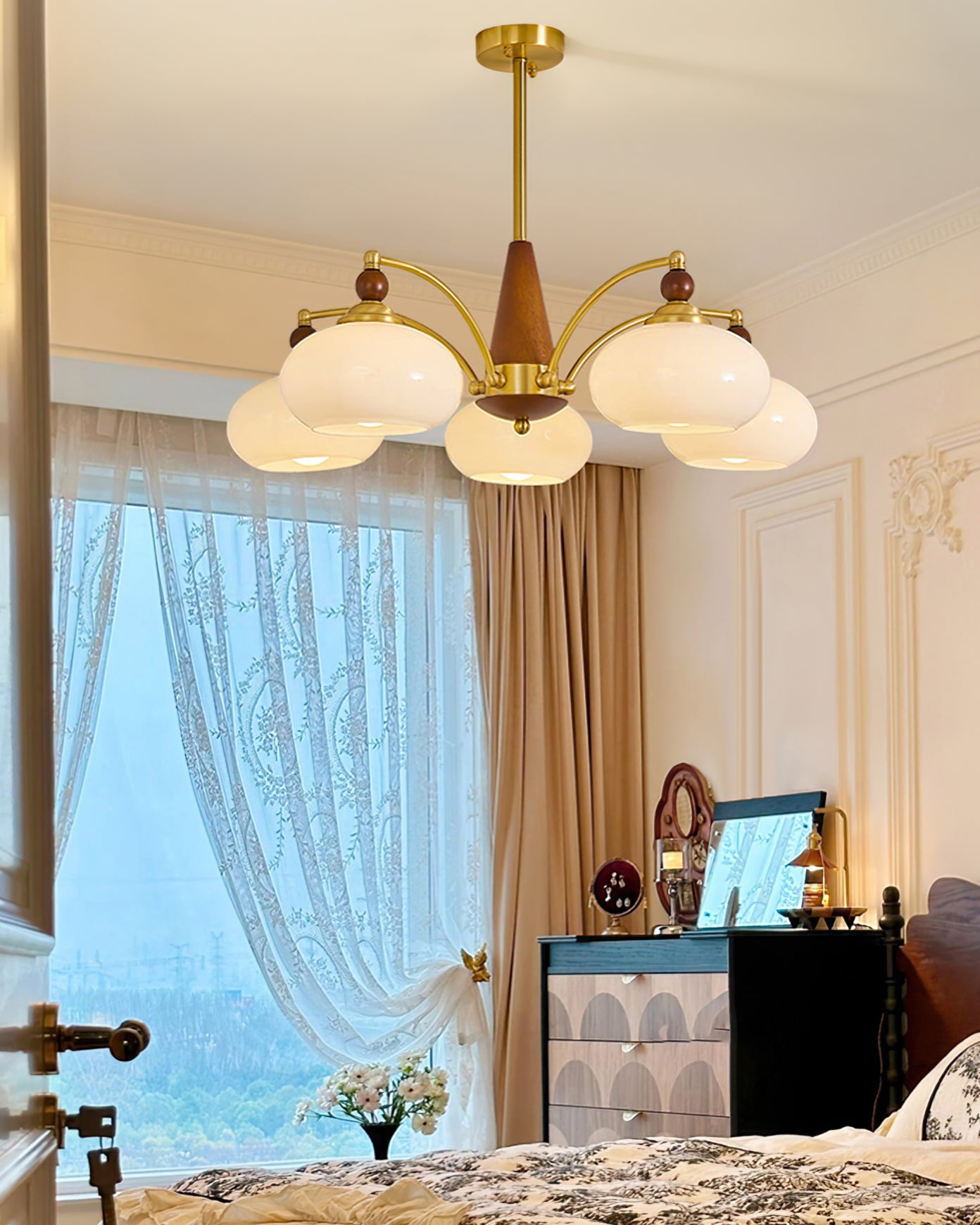 Tillary Wood Chandelier - Lumpaz