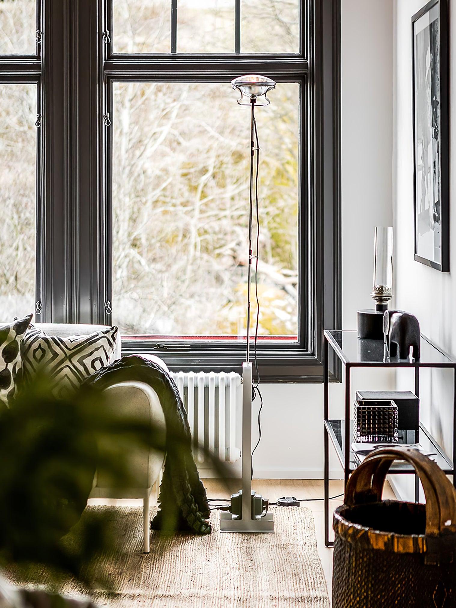 Toio Floor Lamp - Lumpaz