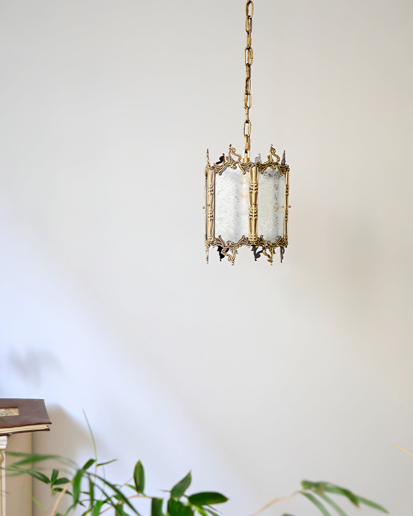 Gorgeous Brass Lantern Pendant Lamp - Lumpaz