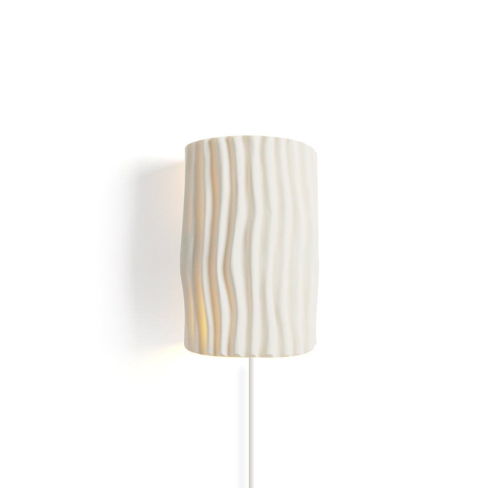Pleated Resin Plug In Wall Lamp - Lumpaz