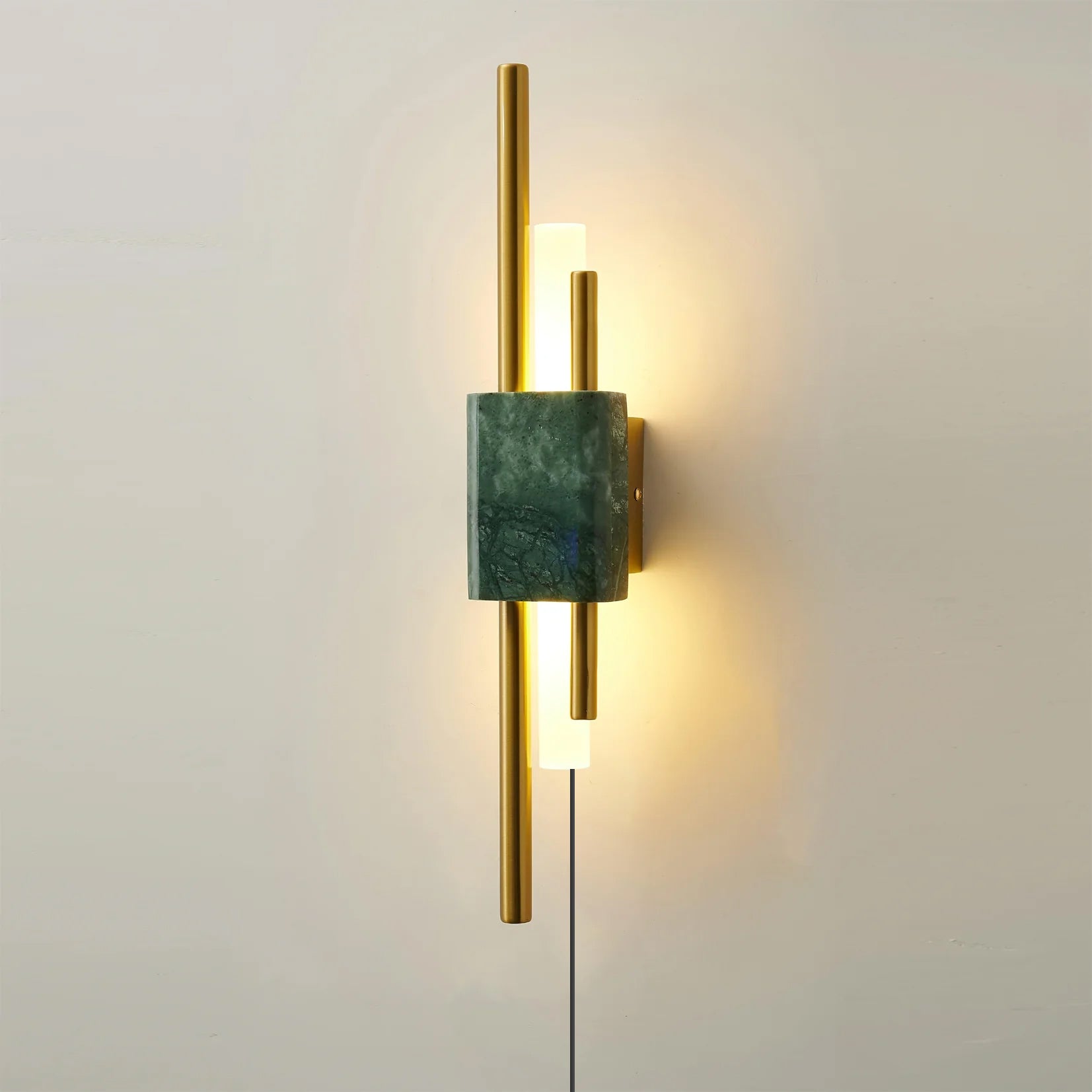 Tanto Plug In Wall Lamp - Lumpaz