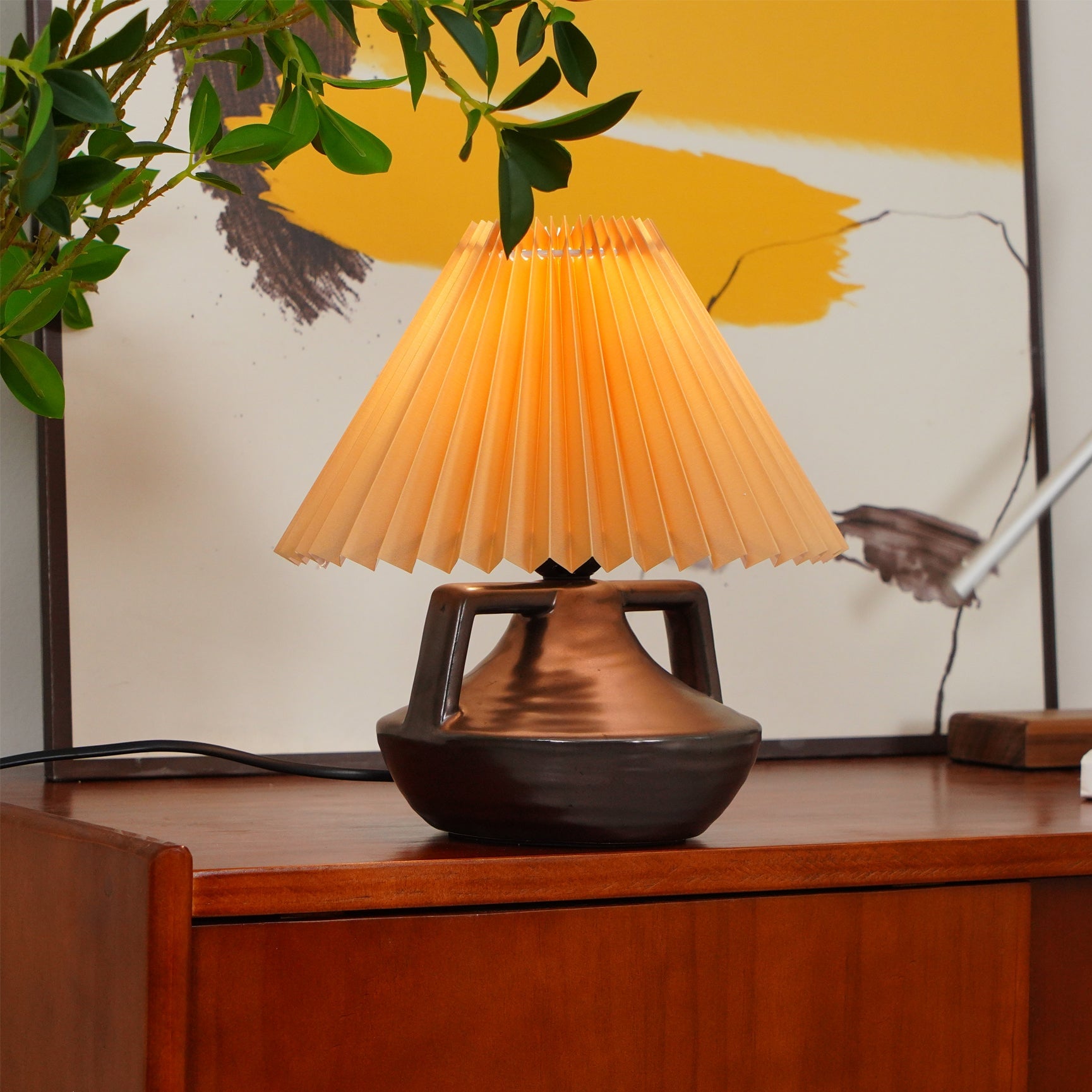 Navia Pleated Table Lamp - Lumpaz
