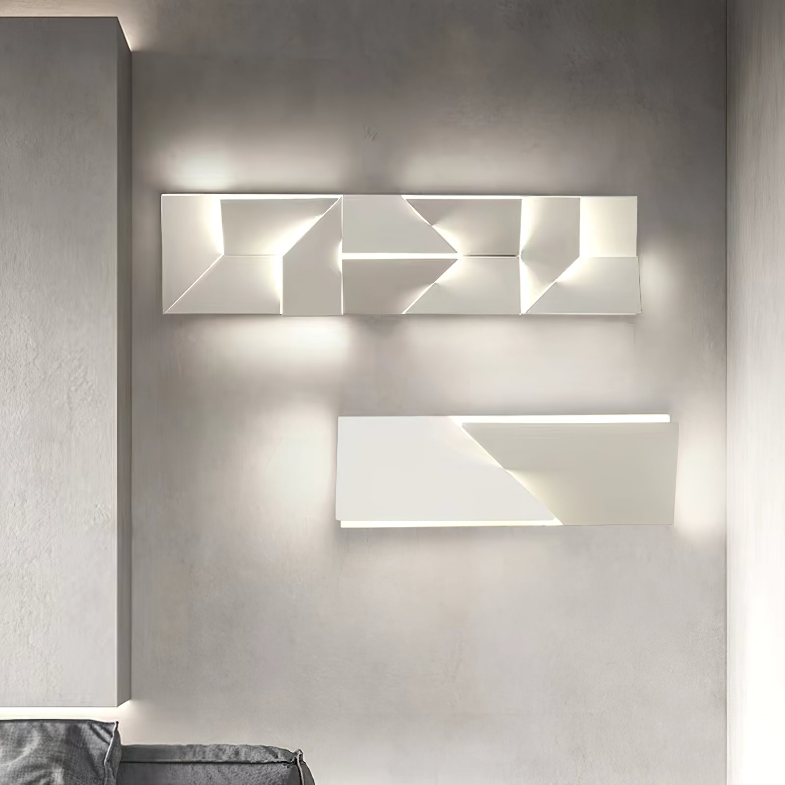 Shadows Built-in Battery Wall Lamp - Lumpaz