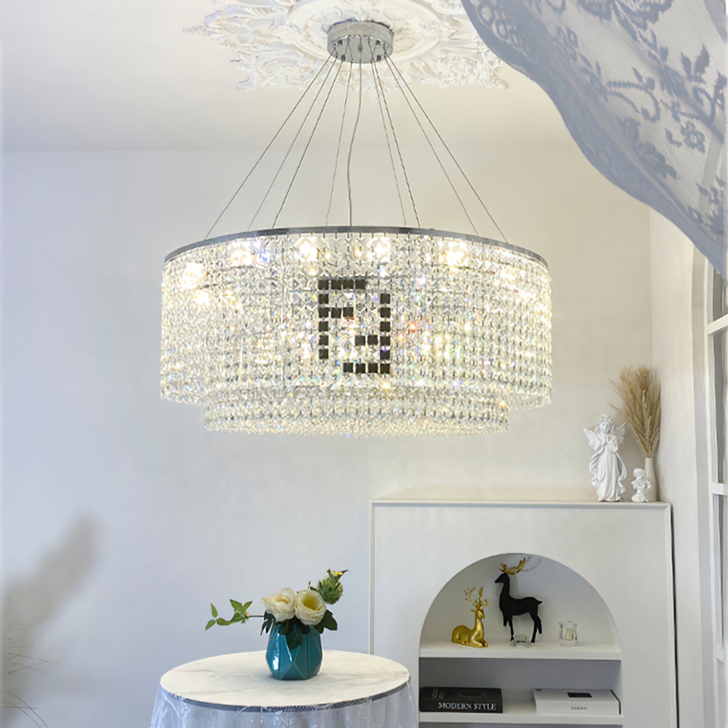 Liliana Round Crystal Chandelier - Lumpaz