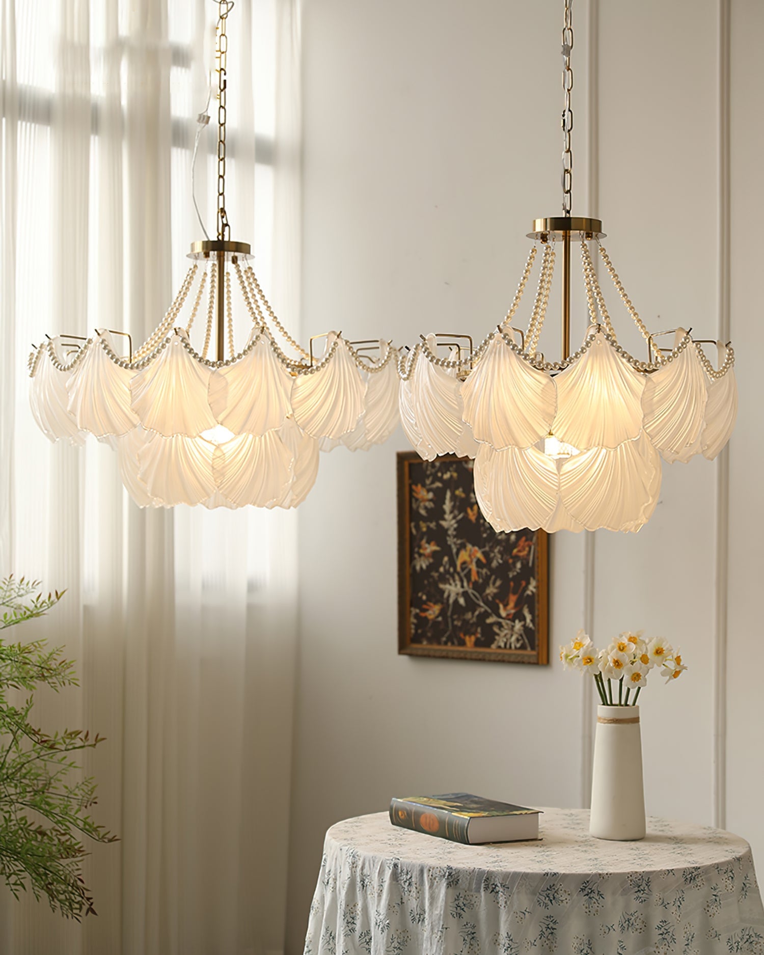 Scallop Shell Chandelier - Lumpaz