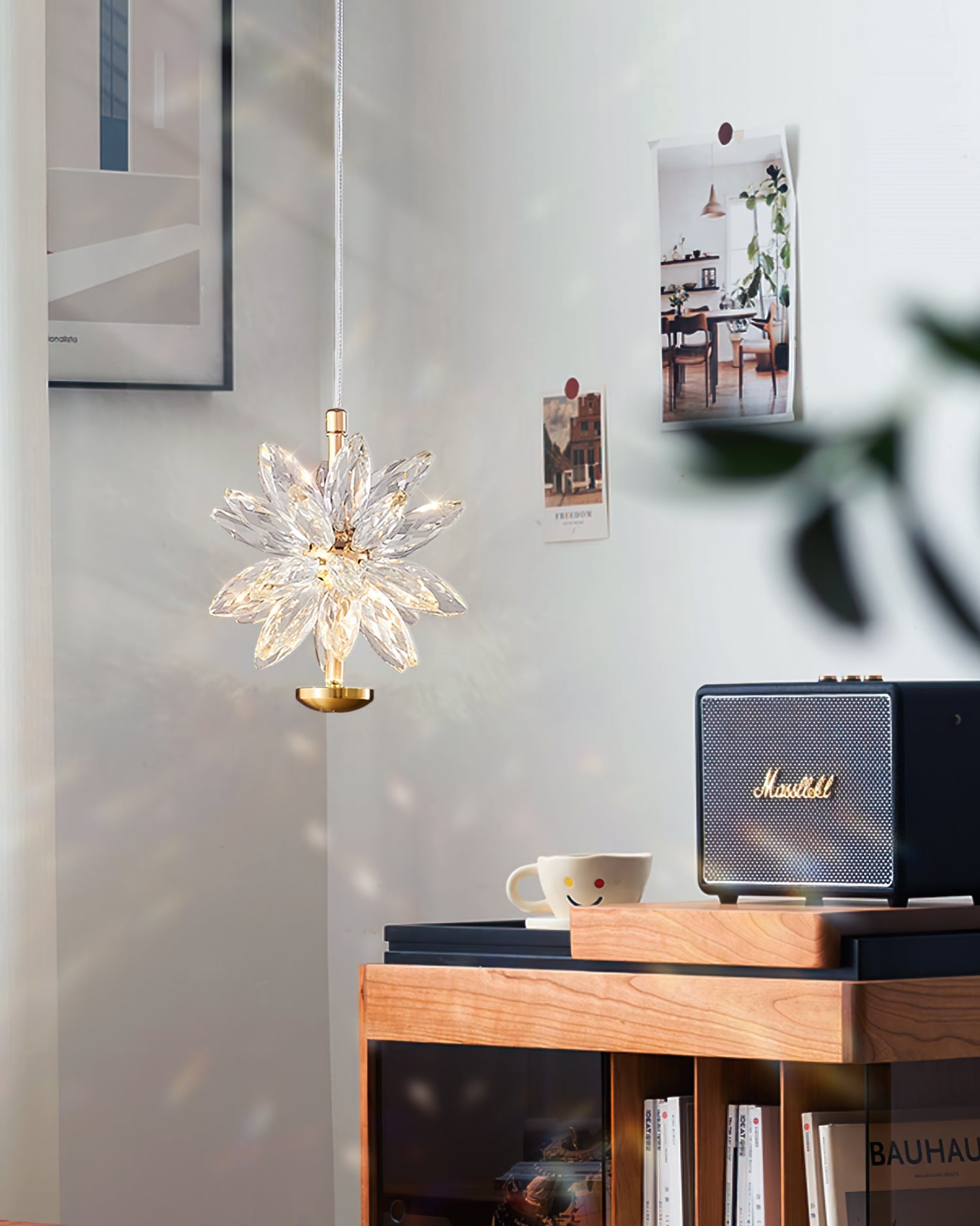 Glam Flower Pendant Lamp - Lumpaz