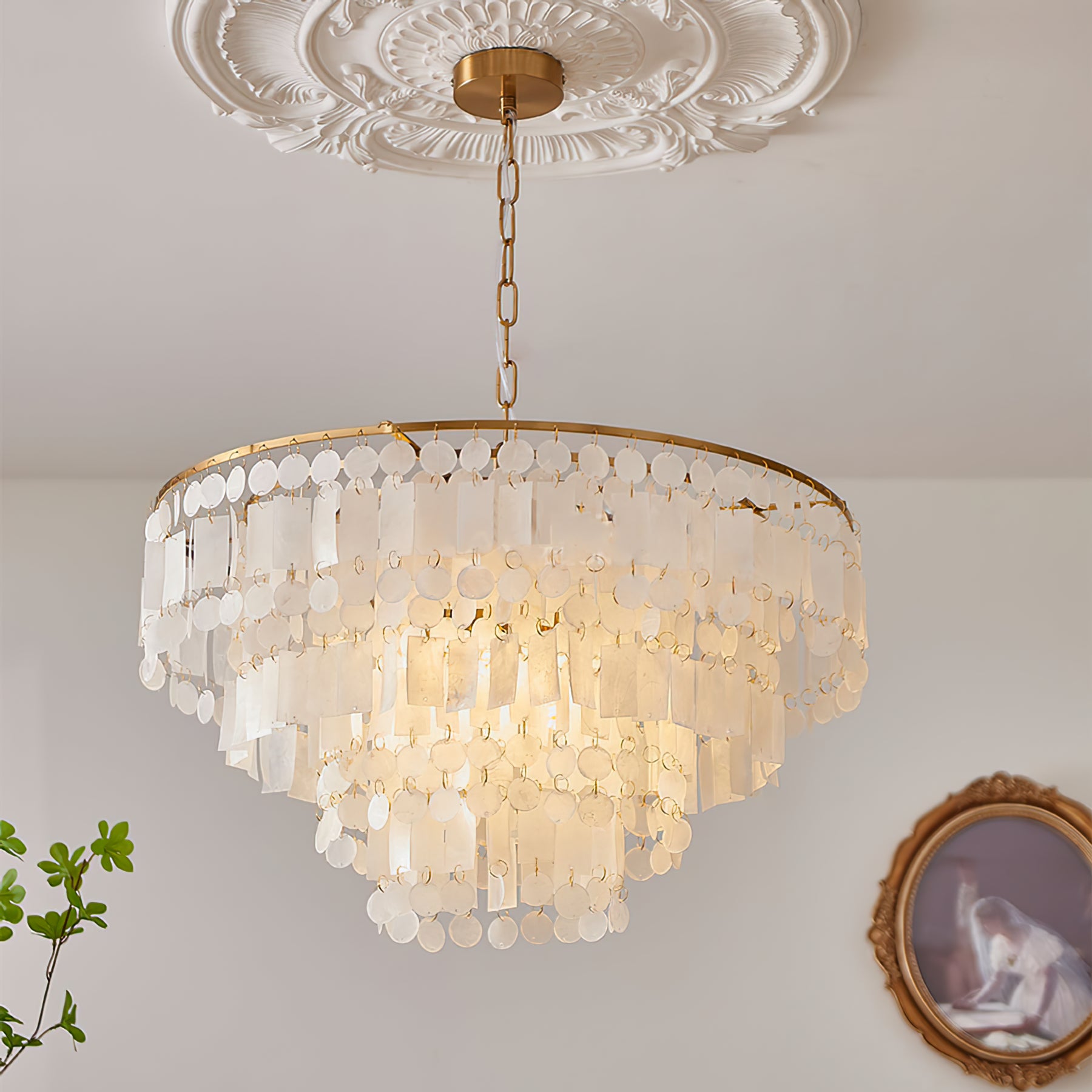 Capiz Shell Chandelier - Lumpaz