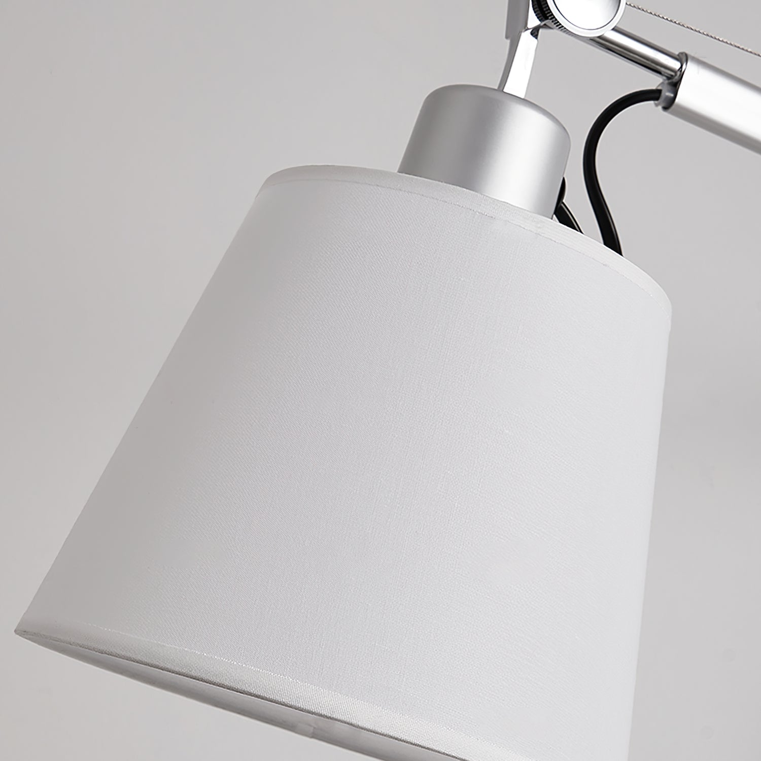 Modern Classic Table Lamp - Lumpaz