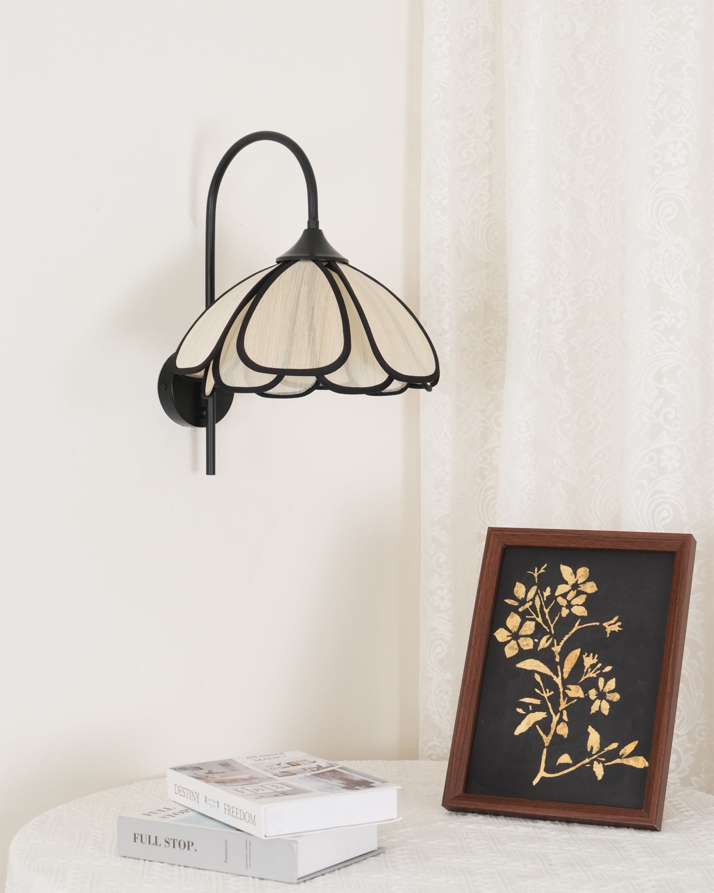 Okai Wall Lamp - Lumpaz