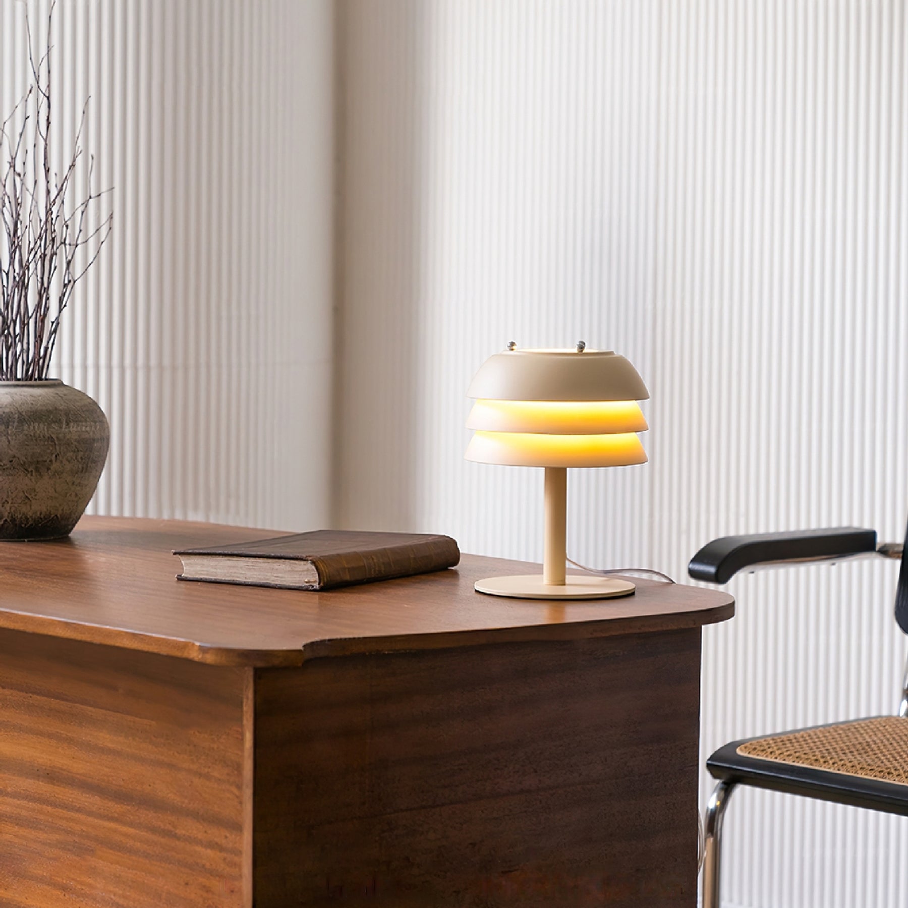 Valencia Table Lamp - Lumpaz