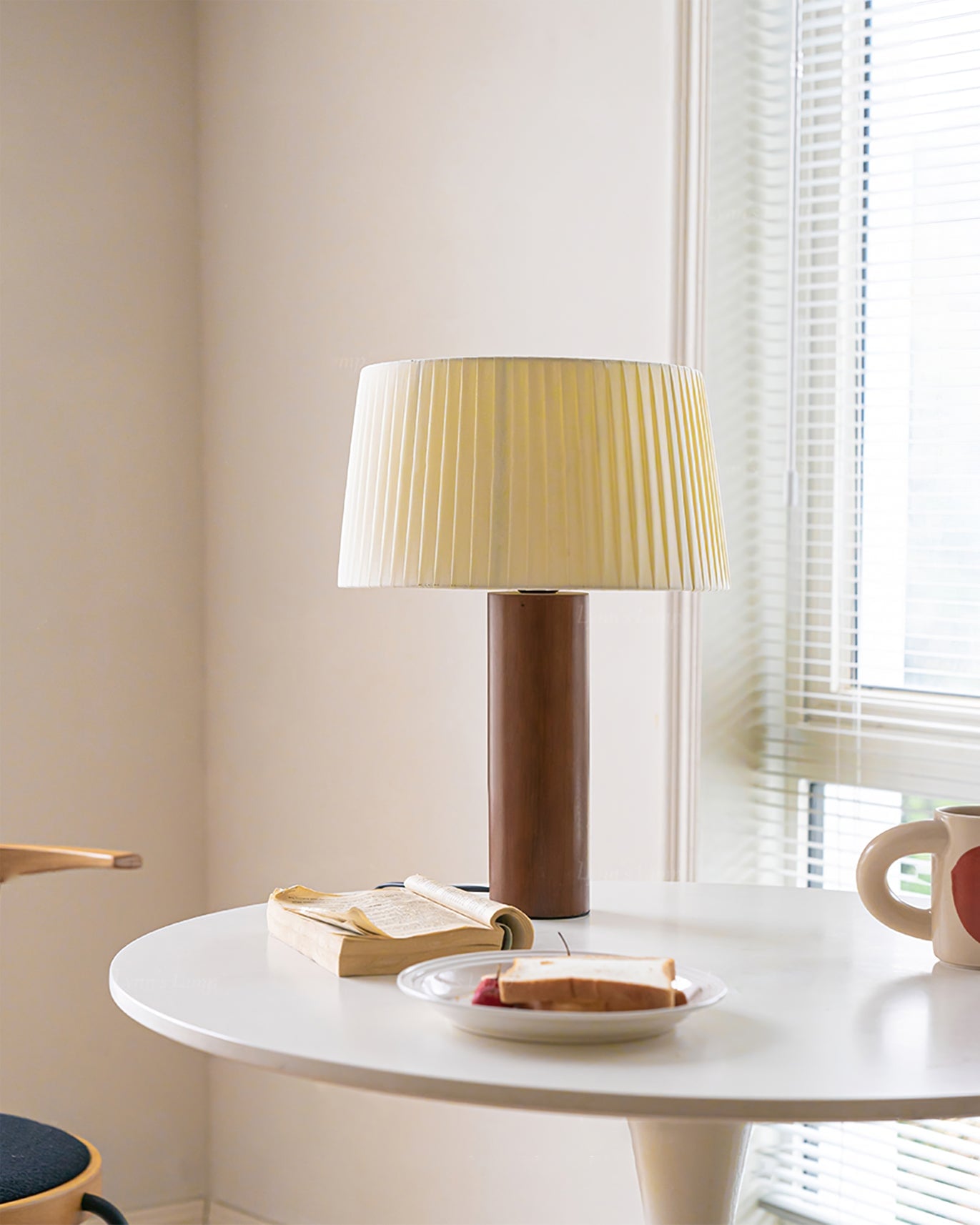 Gallissa Table Lamp - Lumpaz