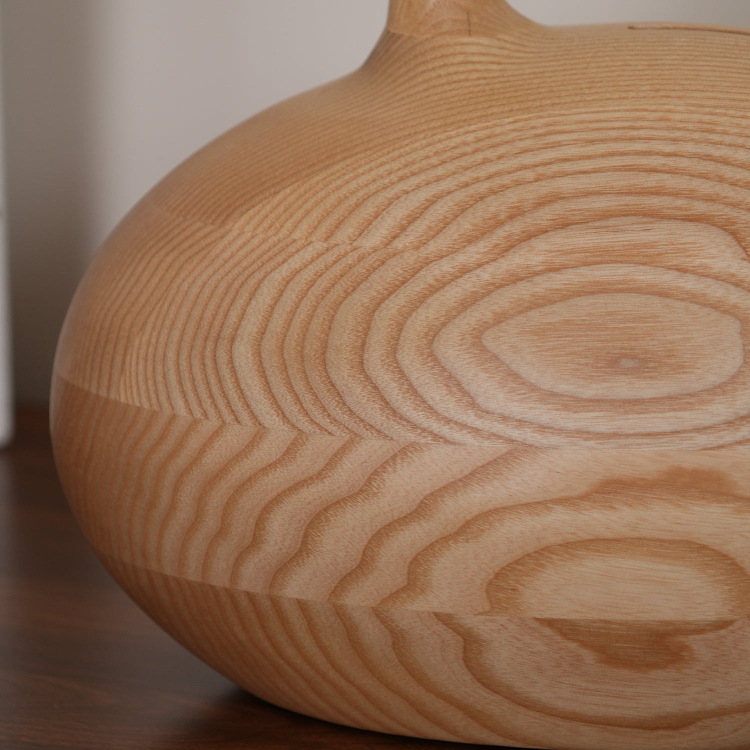 Snail Table Lamp - Lumpaz