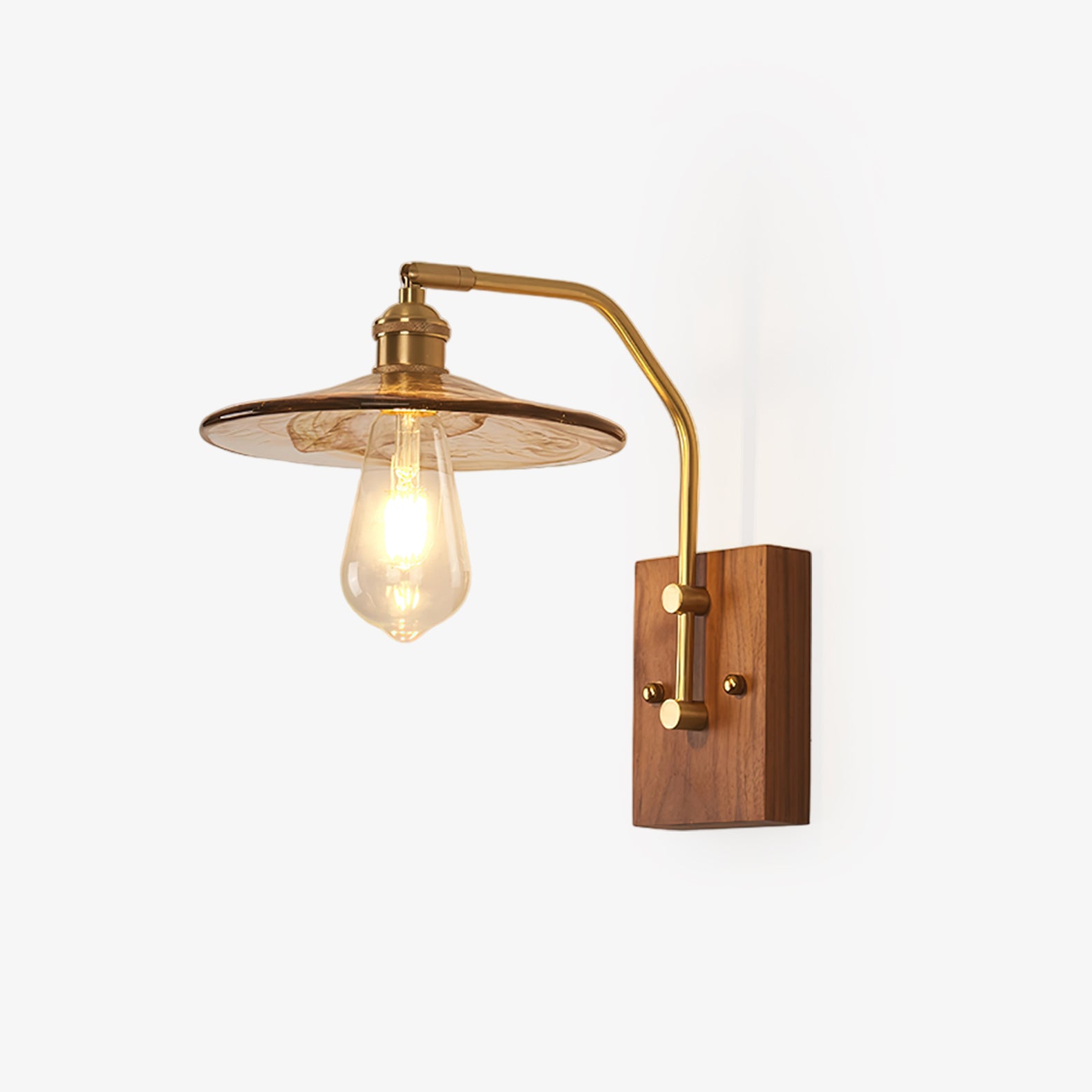 Heritage Walnut Wall Lamp - Lumpaz