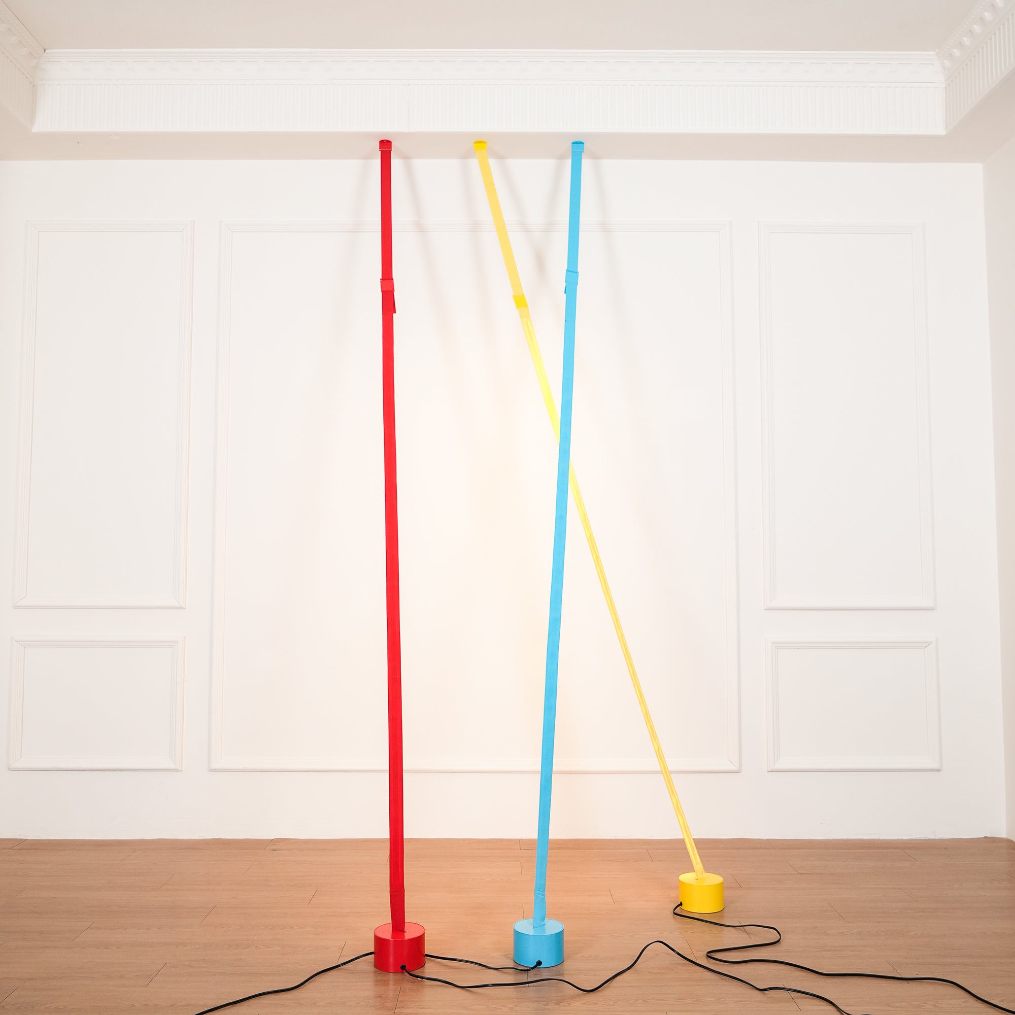 Elastica Arbitrary Floor Lamp - Lumpaz