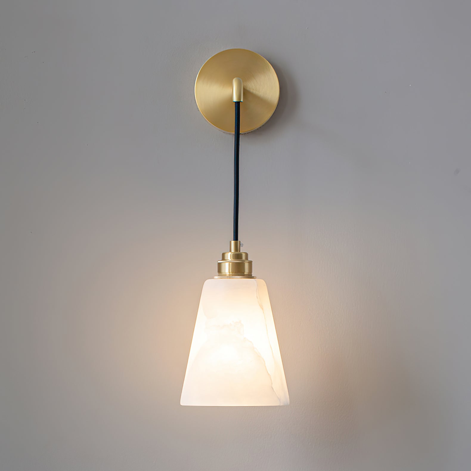 Droplet Alabaster Wall Lamp - Lumpaz