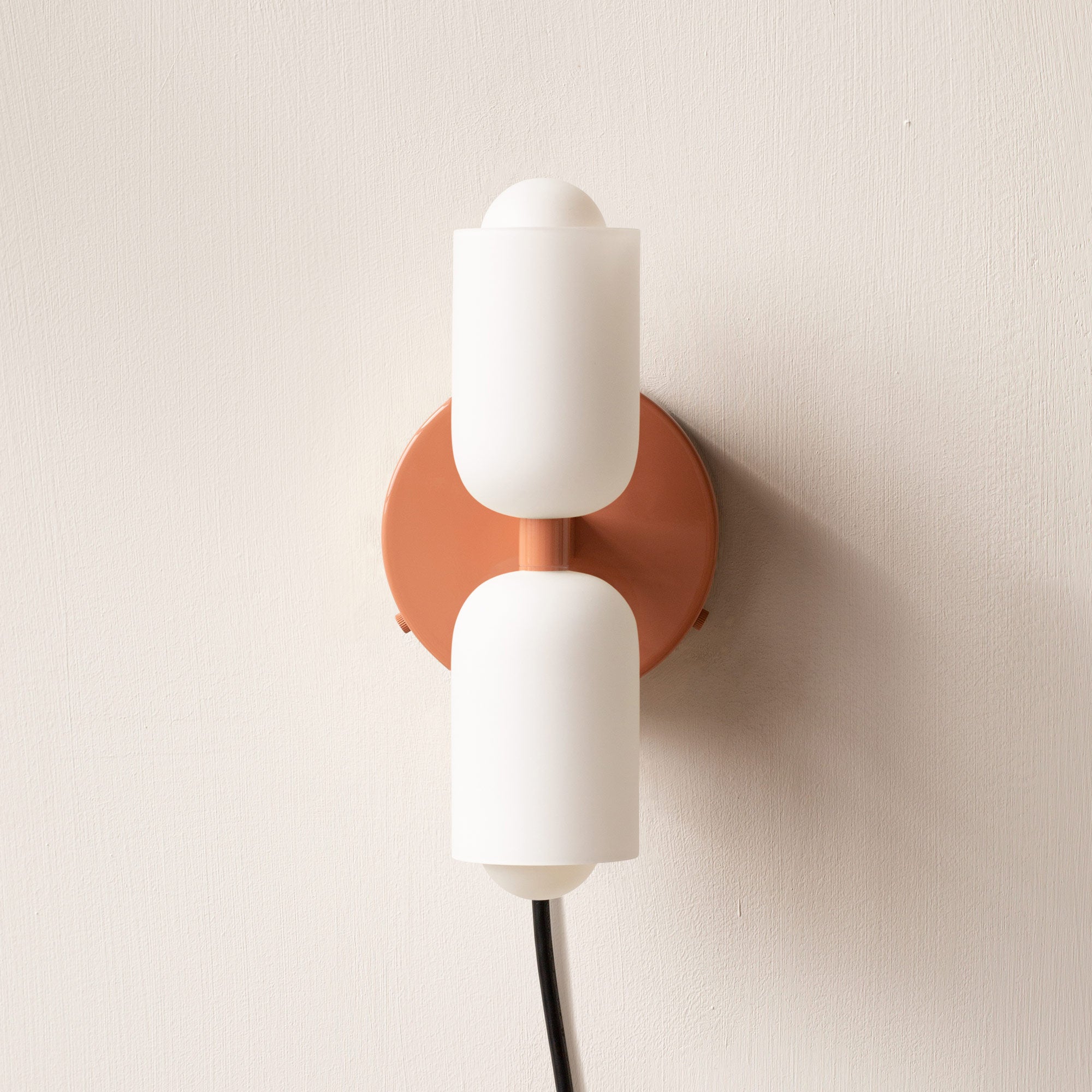 Creamy Double Head Plug-in Wall Light - Lumpaz