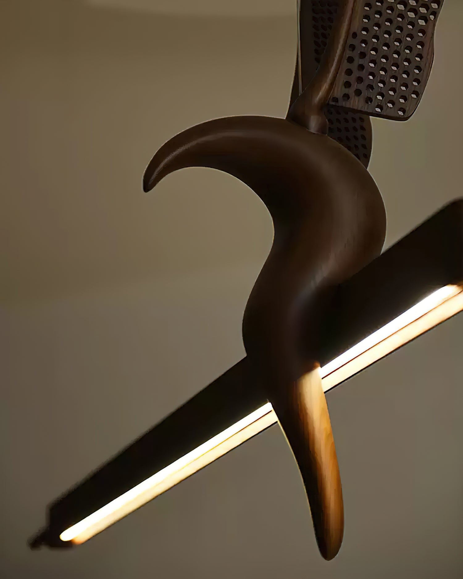 Wait Chandelier - Lumpaz