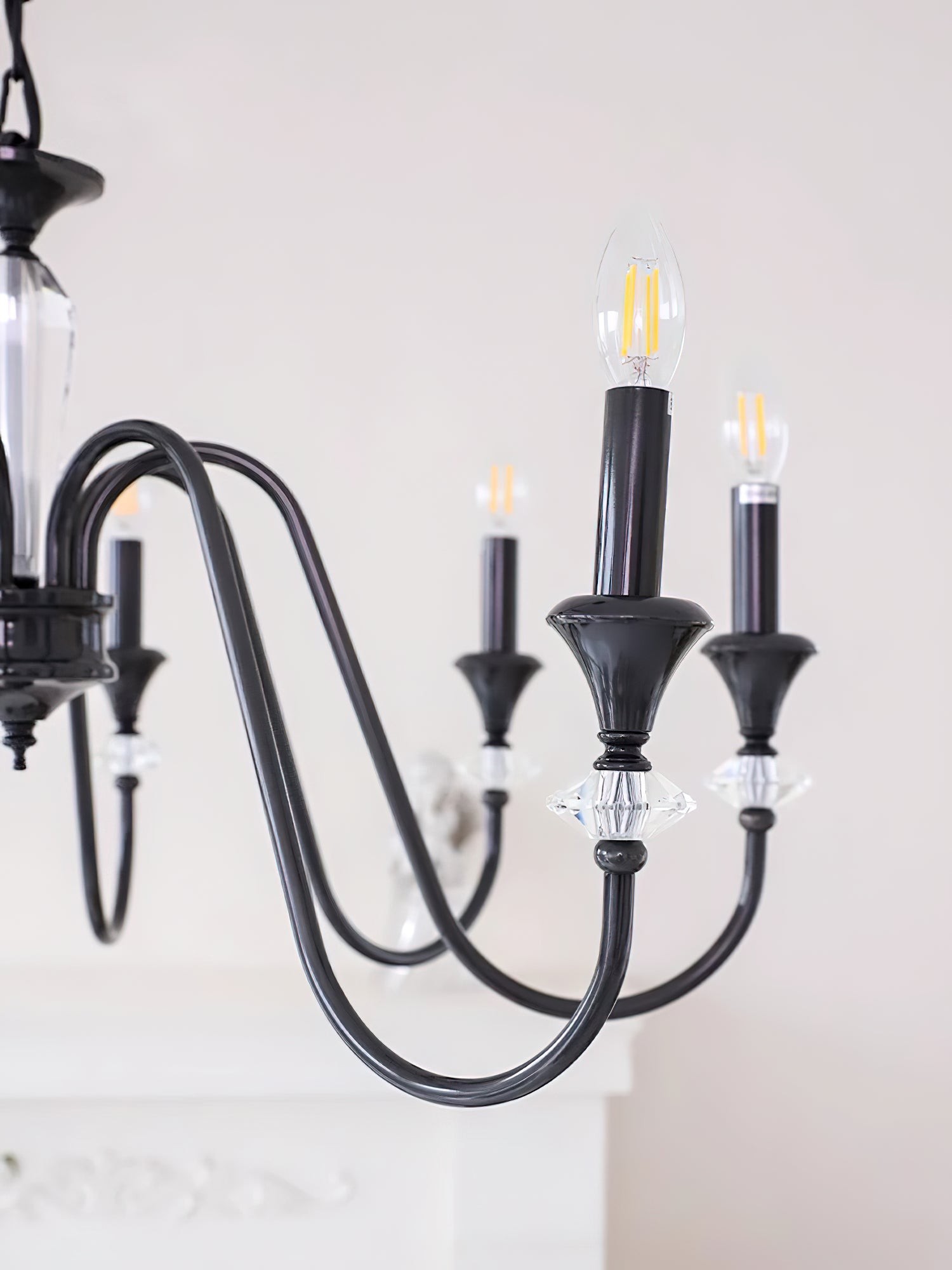 Noir Candelabra Chandelier - Lumpaz