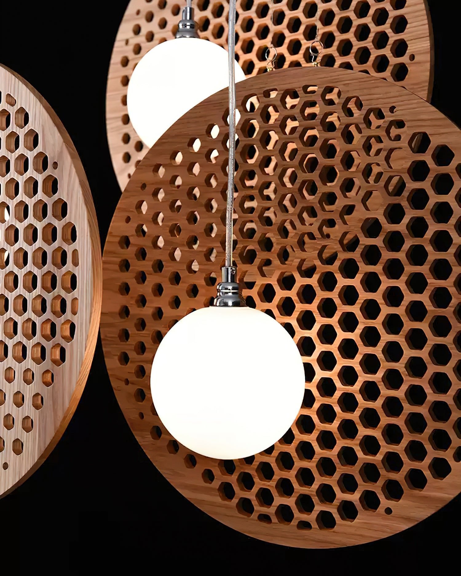 Bee Plate Chandelier - Lumpaz