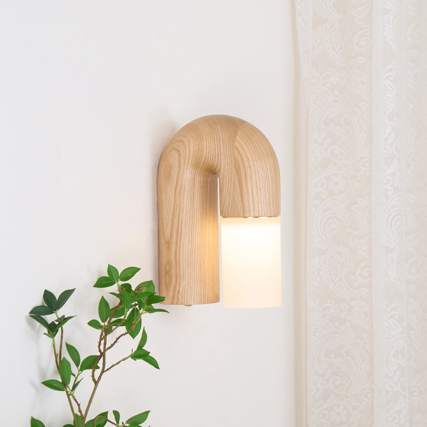 Arcus Wood Wall Lamp - Lumpaz