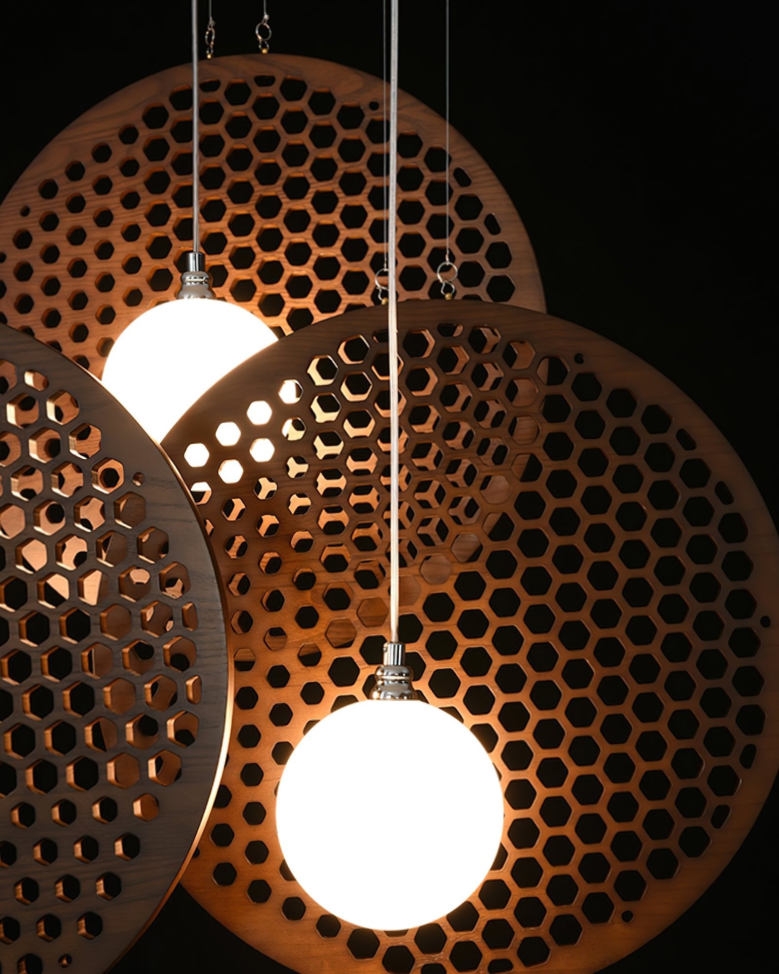 Bee Plate Chandelier - Lumpaz