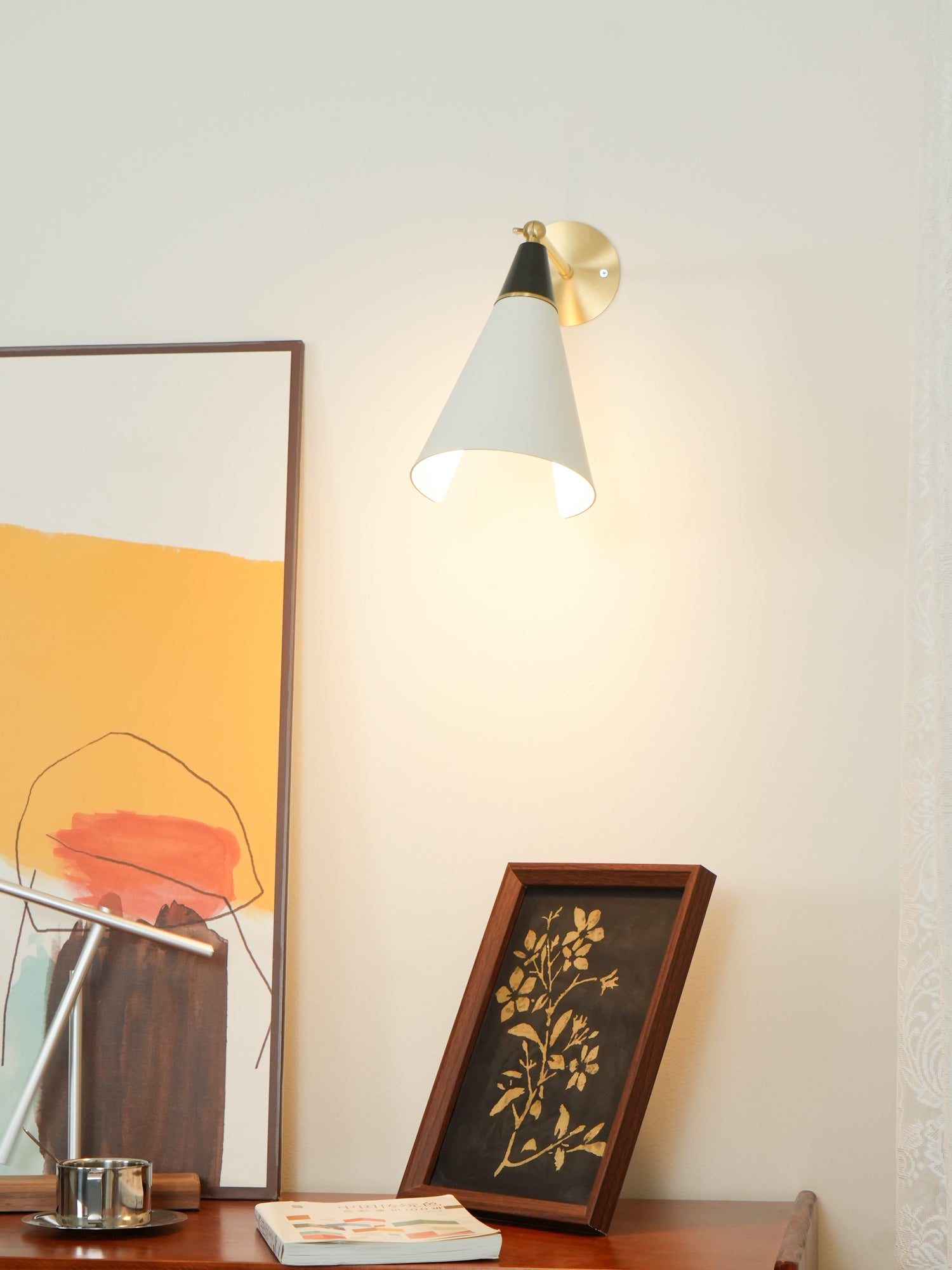 Petite Magari Wall Lamp - Lumpaz