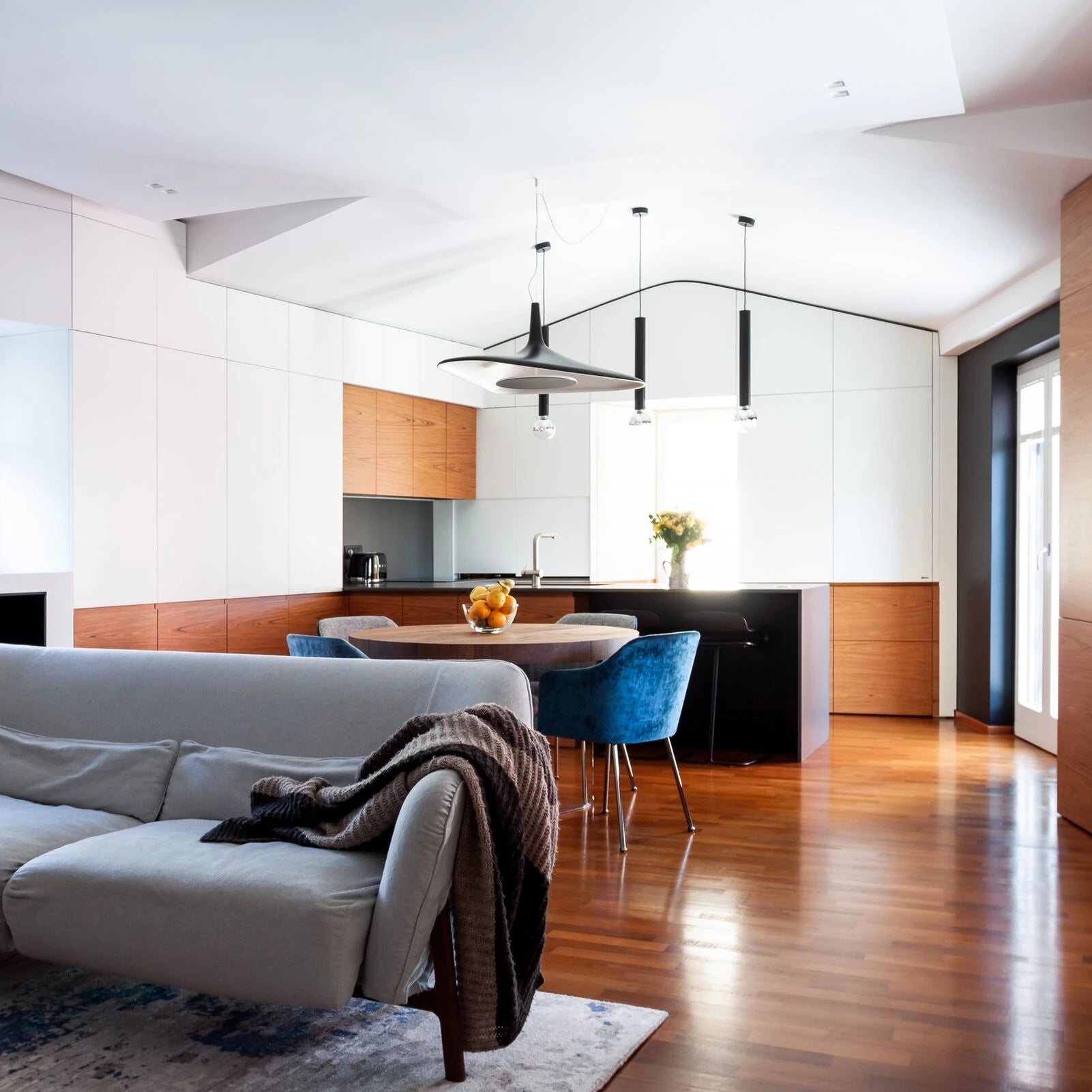 Soleil Noir Pendant Lamp - Lumpaz