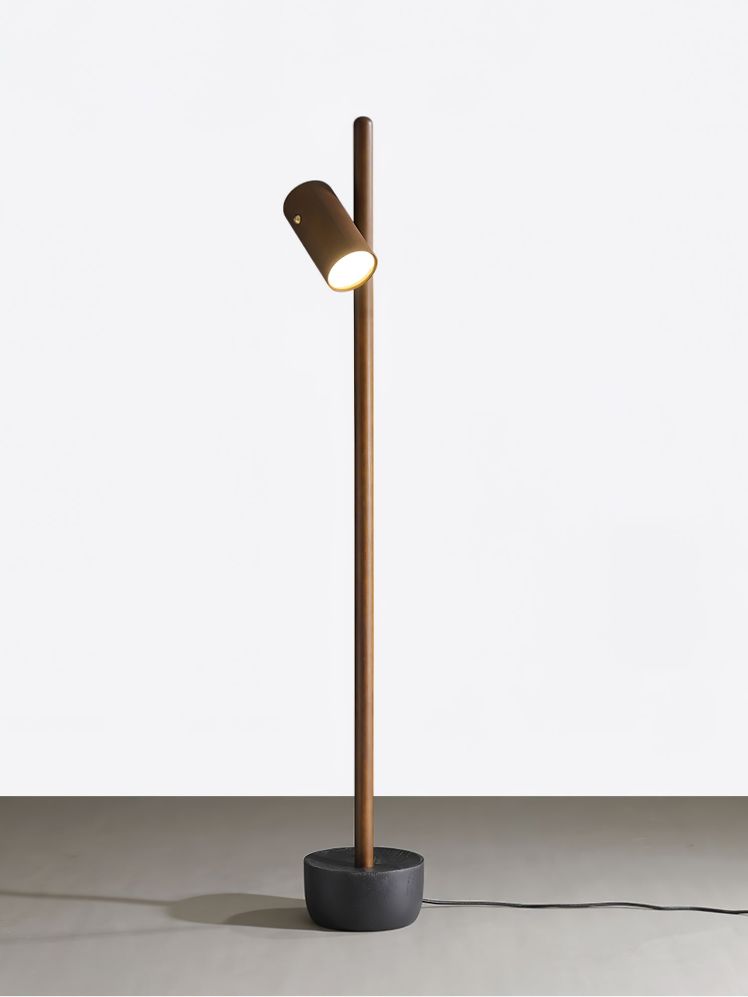 Spotlight Wood Floor Lamp - Lumpaz